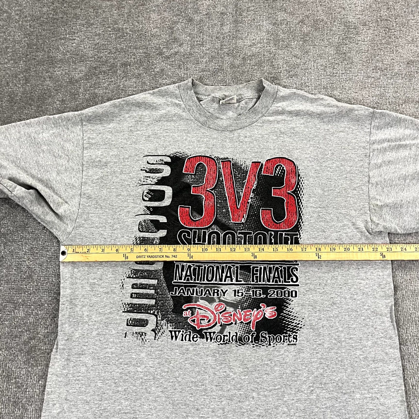 Disney VINTAGE Disney Shirt Mens XL Gray World of Sports Soccer Shootout Y2K Graphic Print Size US XL / EU 56 / 4 - 6 Thumbnail
