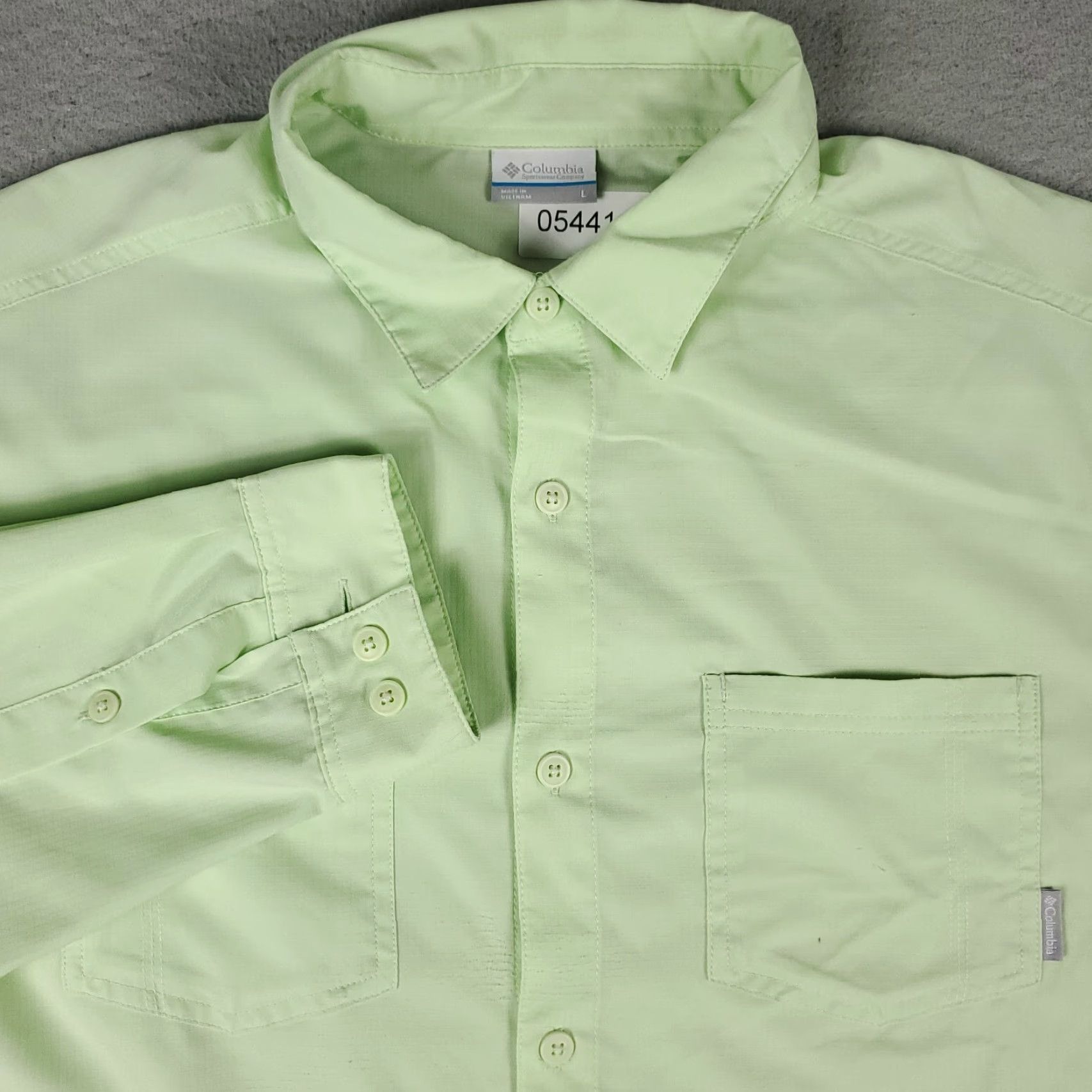 Vintage Columbia Shirt Mens L Mint Green Button-Up Long Sleeve Casual/Workwear Business Formal Party/Cocktail Travel Wedding Comfort Buttoned Size US L / EU 52-54 / 3 - 2 Thumbnail