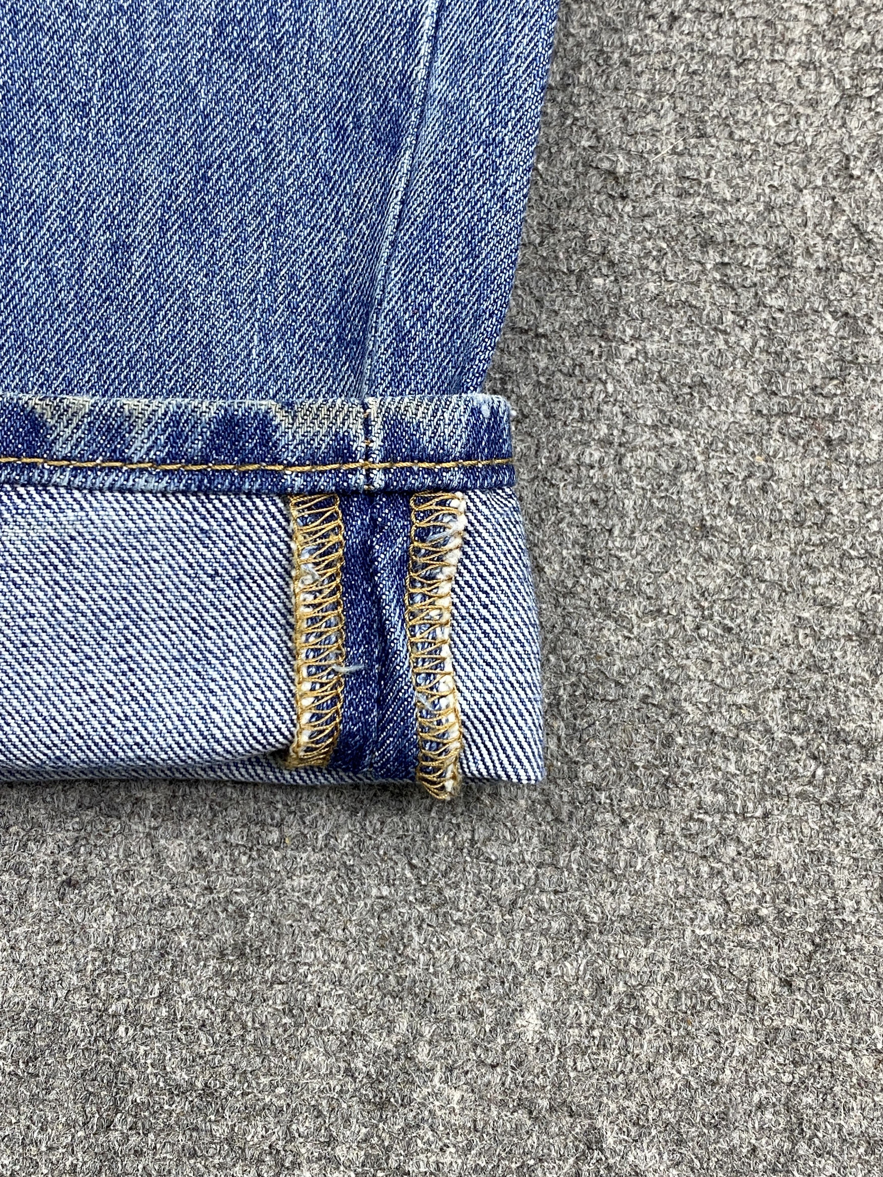 Levi's Vintage Levis 501 Faded Blue Jeans DP2772 Size US 30 / EU 46 - 14 Thumbnail