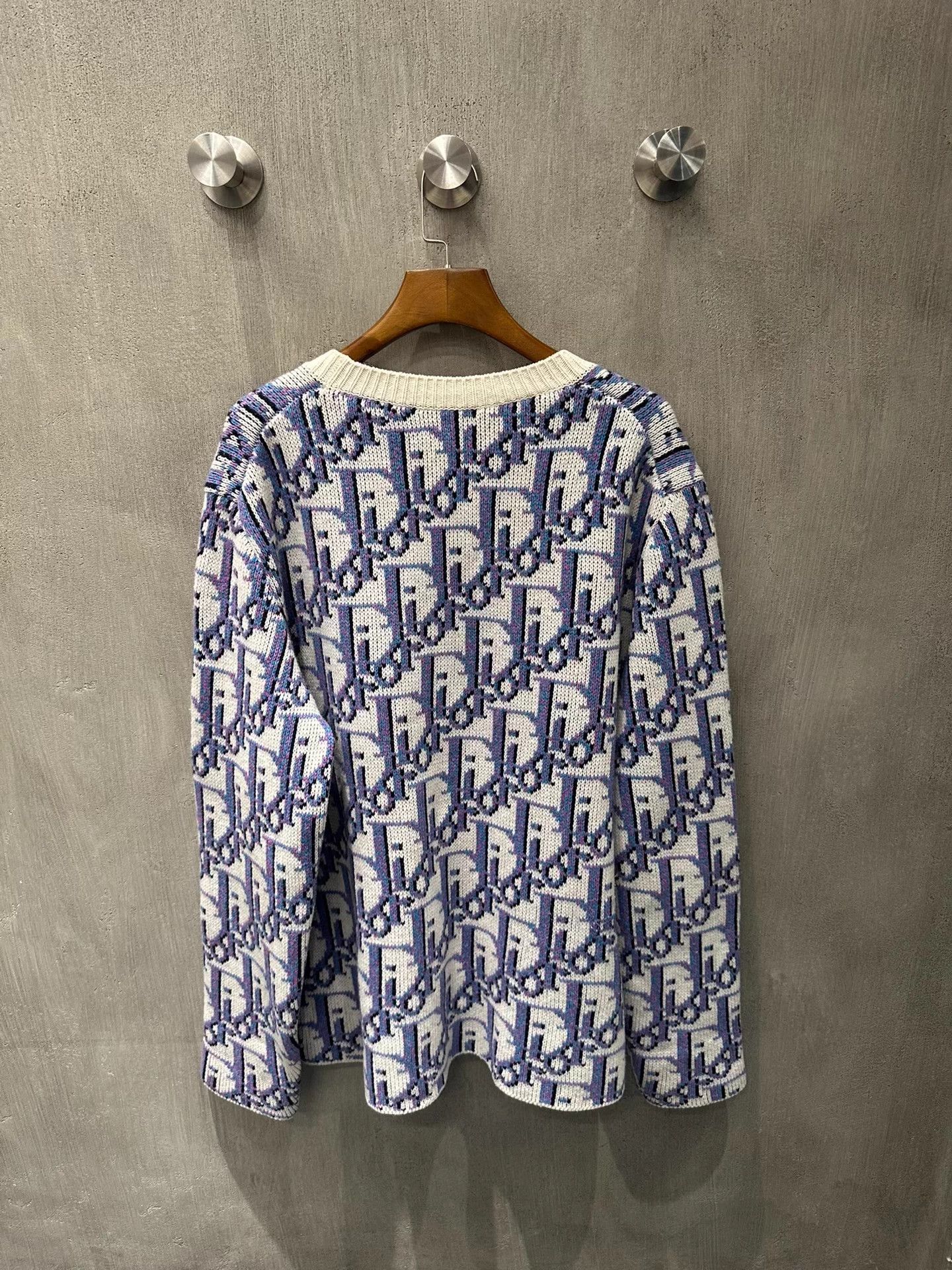 Dior DIOR all-over jacquard embroidered logo sweater XL Size US XL / EU 56 / 4 - 2 Thumbnail