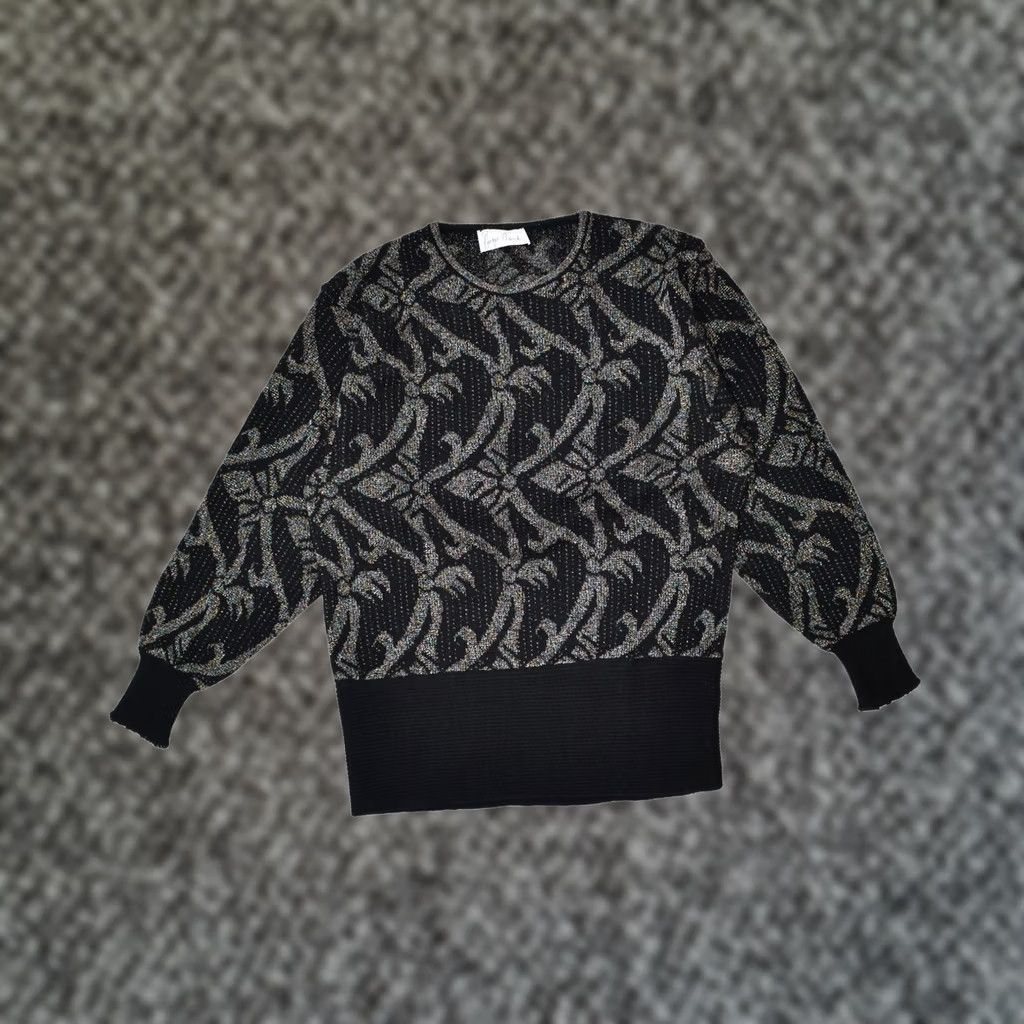 Vintage VINTAGE Womens Jumper Sweater Black Floral Wool Crew Neck IT 44 Medium Size M / US 6-8 / IT 42-44 - 1 Thumbnail