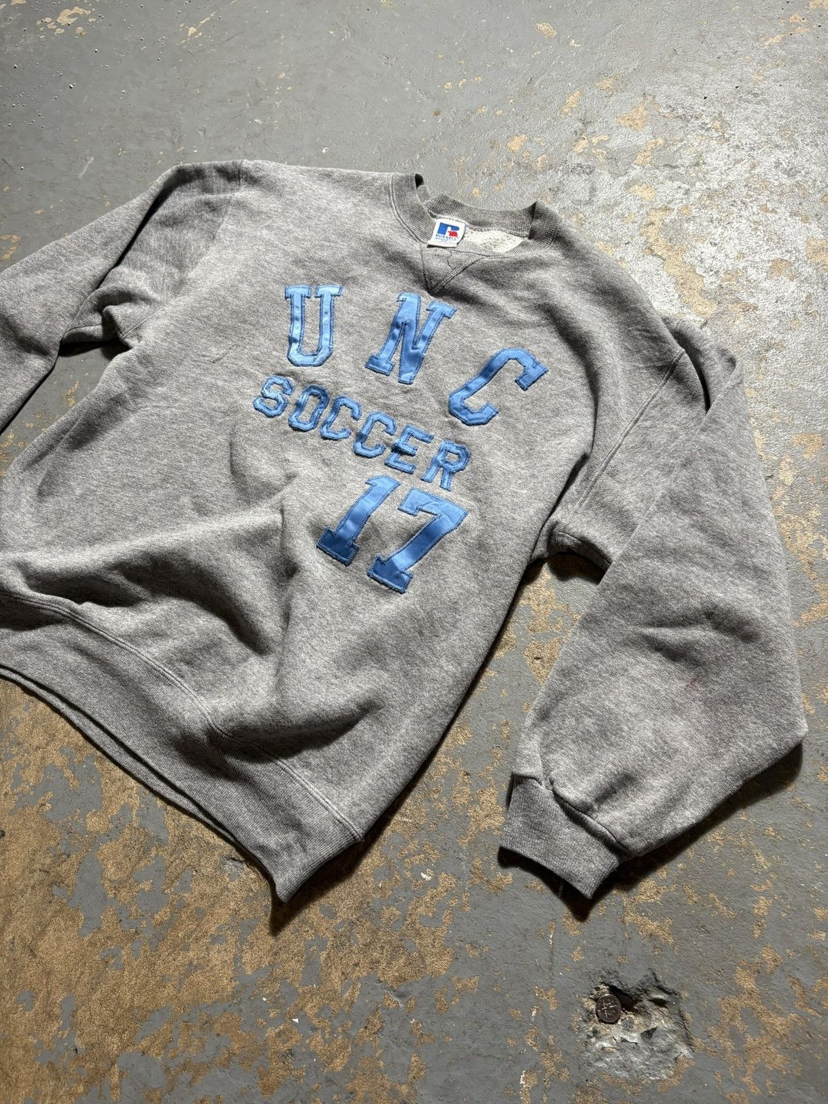 Russell Athletic × Vintage UNC soccer Russell athletic crewneck sweatshirt Size US M / EU 48-50 / 2 - 3 Thumbnail