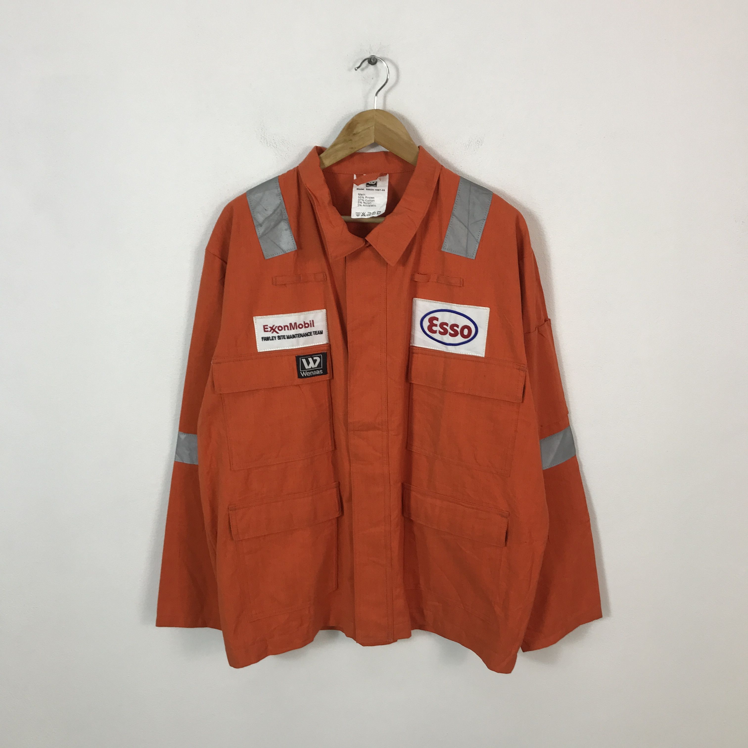 Sports Specialties Vtg exom mobil esso Brand Oil jacket Size US L / EU 52-54 / 3 - 1 Thumbnail