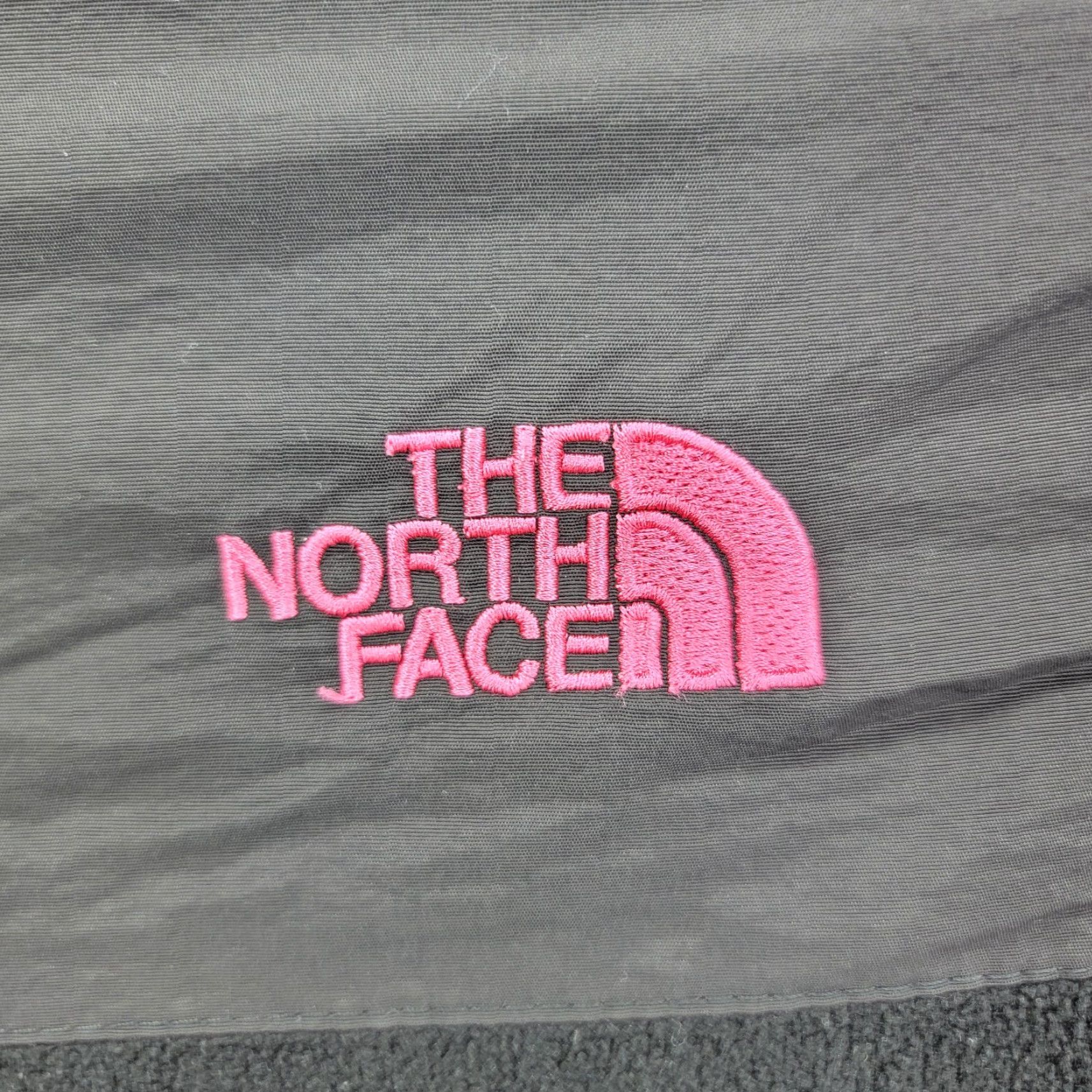 The North Face The North Face jacket Womens Small Polartec Fleece Zip Up Black Pink Distressed Size S / US 4 / IT 40 - 7 Thumbnail