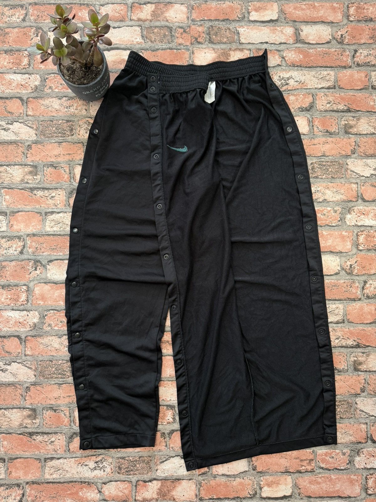 Nike × Vintage 90’s NIKE RARE SIDE CLIP Y2K SWOOSH LOGO NYLON TRACK PANTS Size US 34 / EU 50 - 5 Thumbnail