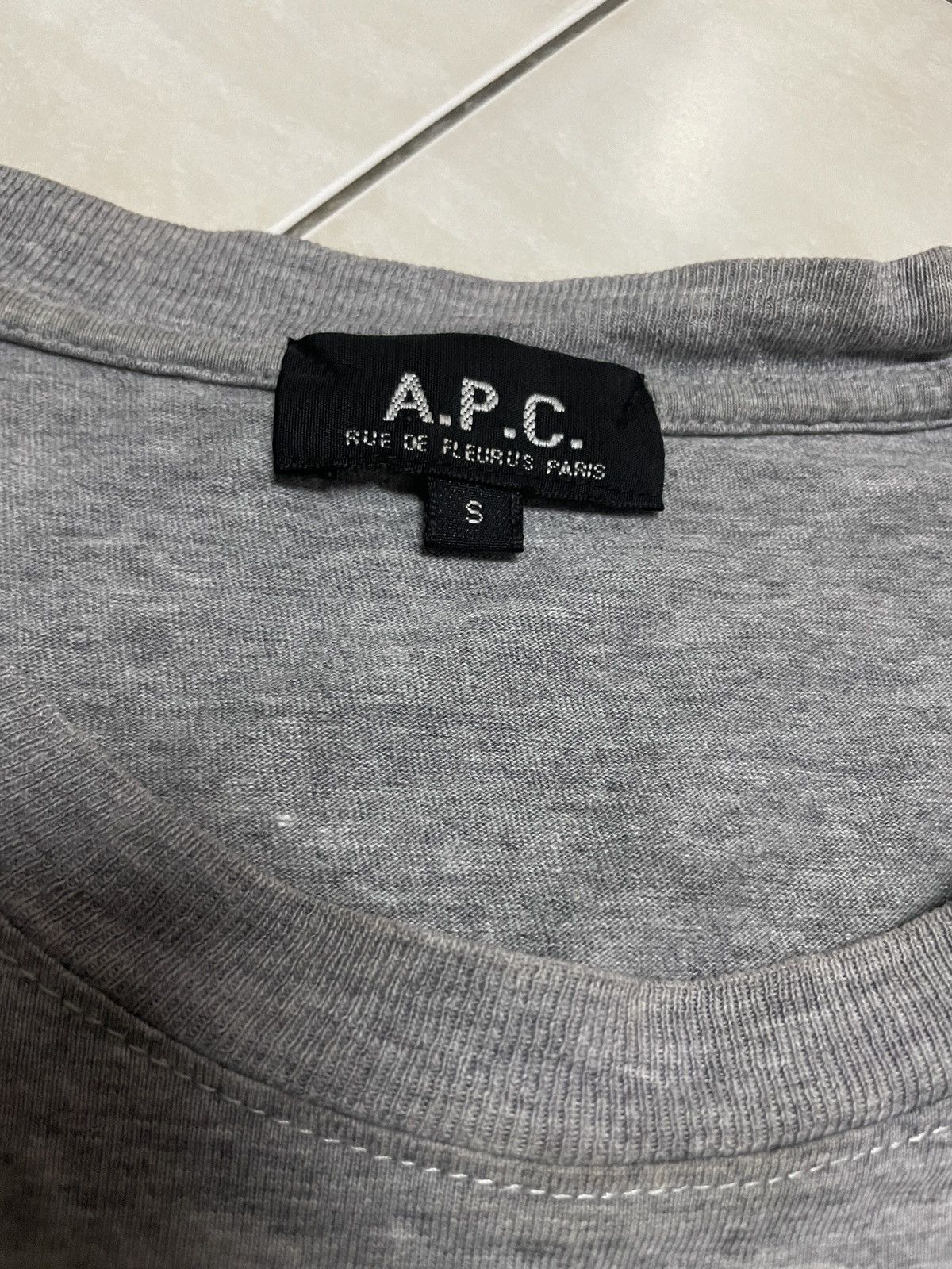 A.P.C. A.P.C. Rue De Fleurus Paris Gold Lion Size US S / EU 44-46 / 1 - 2 Thumbnail