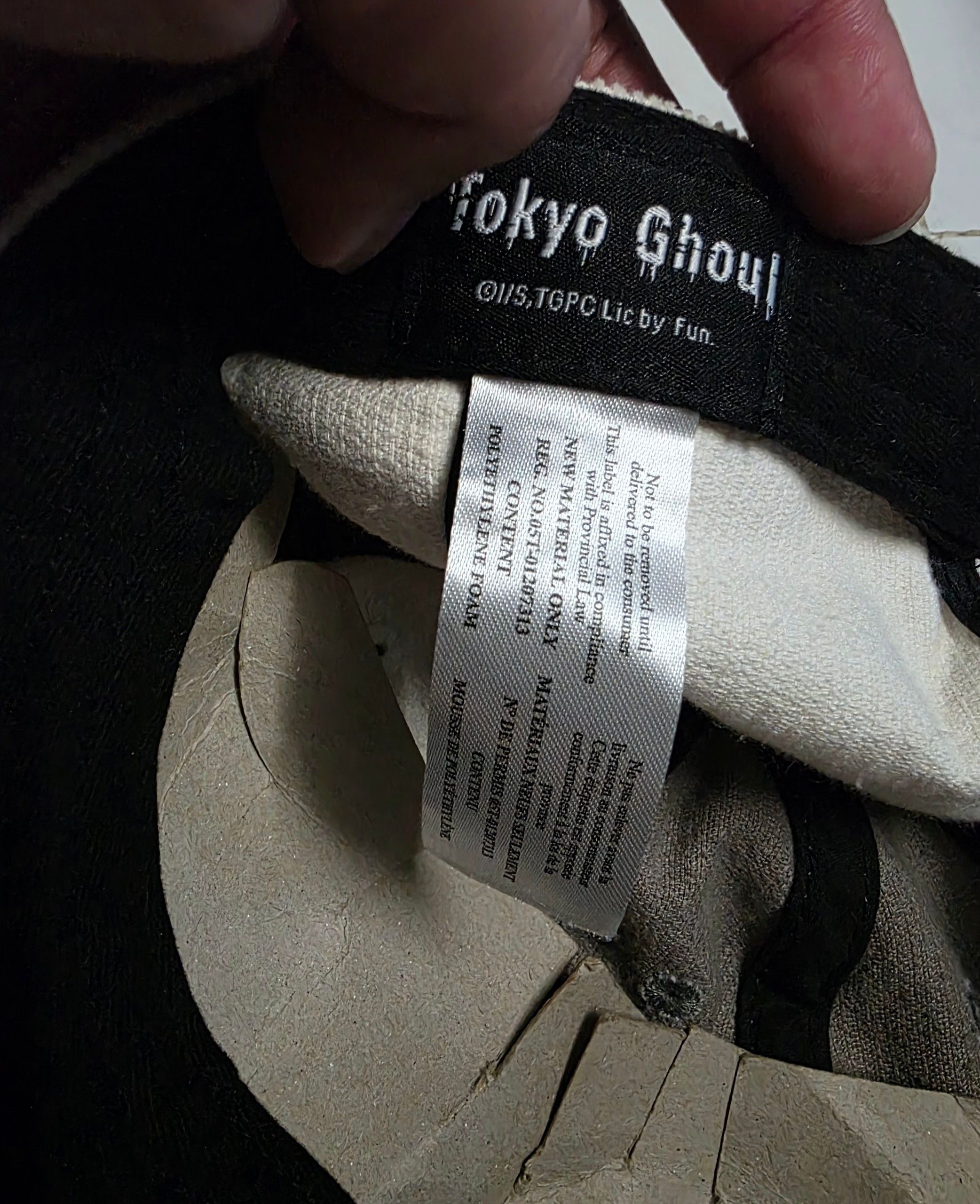 Anime HotTopic Tokyo Ghoul Ken Kaneki Split Face Cordroy dad Cap Size ONE SIZE - 12 Thumbnail