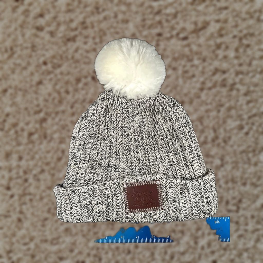 Vintage Love Your Melon Beanie Woman One Size White Knit 100% Cotton Ski Pom Logo Knit Beanie Womens Winter 90s? Size ONE SIZE - 1 Thumbnail
