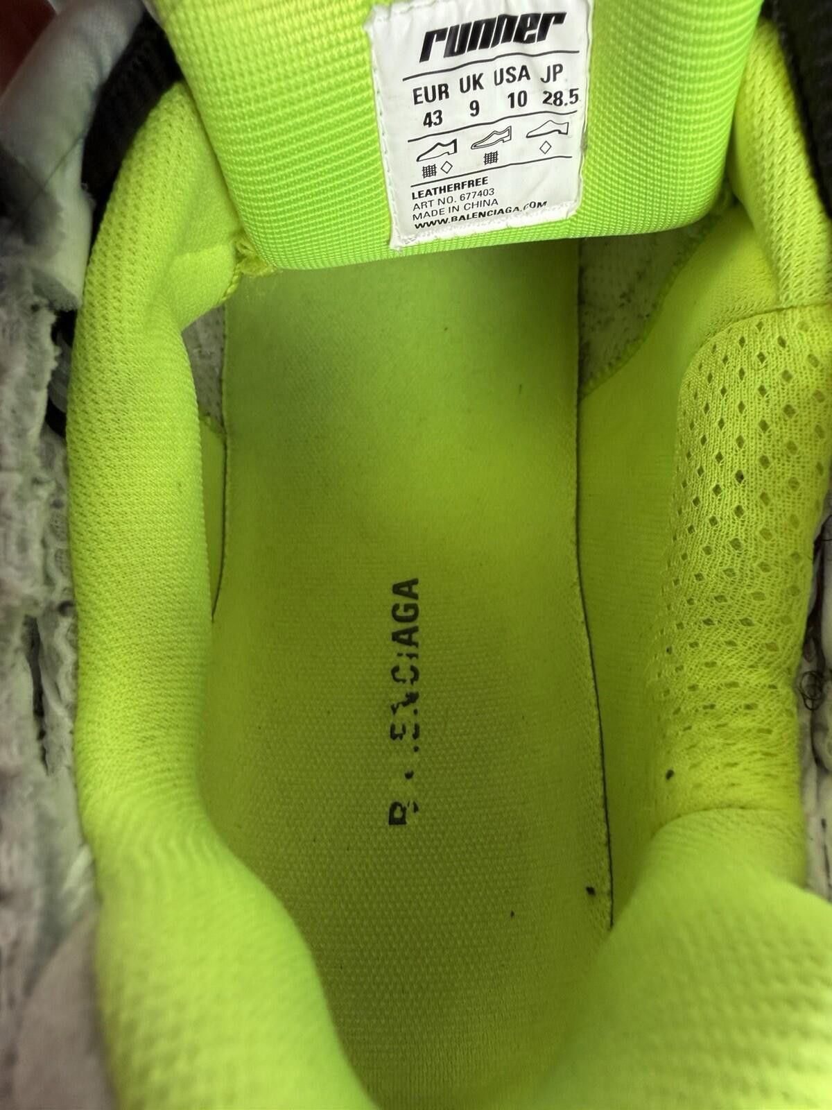 Balenciaga Balenciaga Track Sneakers White Black Neon Yellow Men EU 43 Size US 10 / EU 43 - 5 Thumbnail
