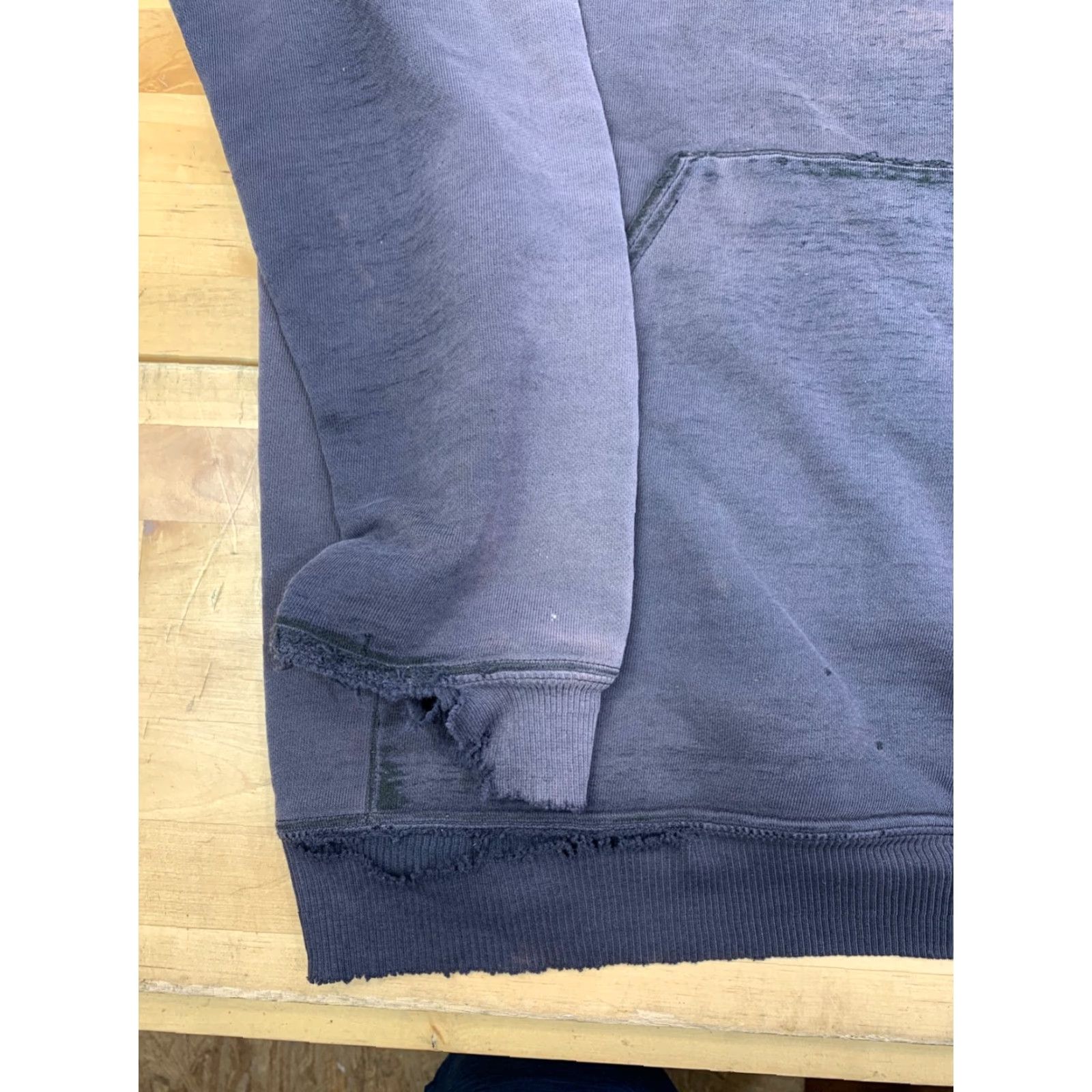 Carhartt Carhartt Hoodie Mens L Tall Blue Faded Distress Pullover 11797 Grunge Outdoor Winter Size US L / EU 52-54 / 3 - 4 Thumbnail