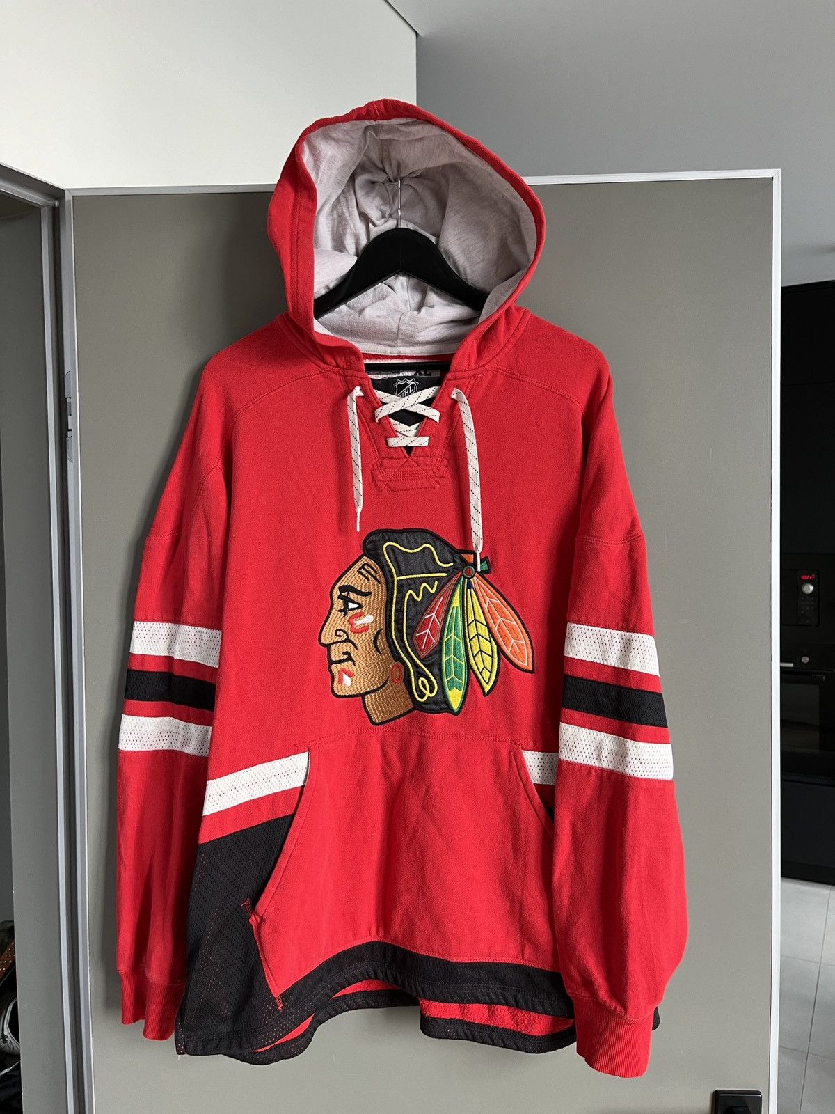 NHL CCN Chicago Blackhawks Vintage Hoodie Size US XL / EU 56 / 4 - 7 Thumbnail