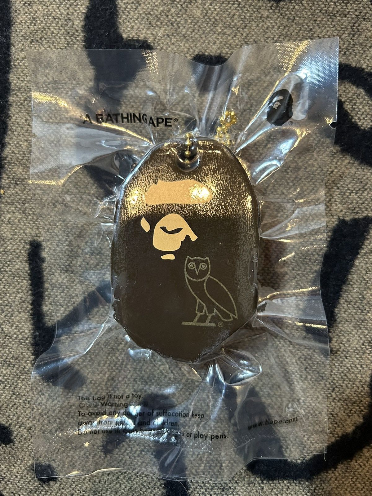 Bape × October's Very Own BAPE x OVO Floaty Keychain Size ONE SIZE - 3 Thumbnail