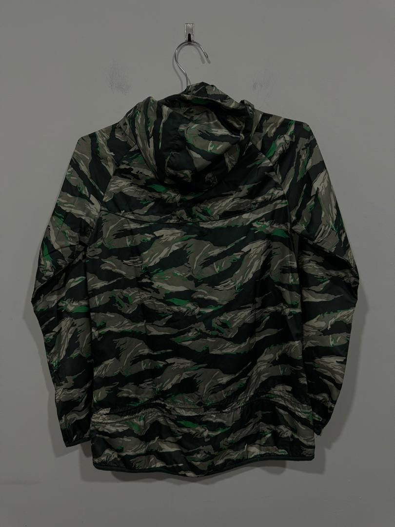 Nike Nike Camo Light Jacket Size S / US 4 / IT 40 - 5 Thumbnail