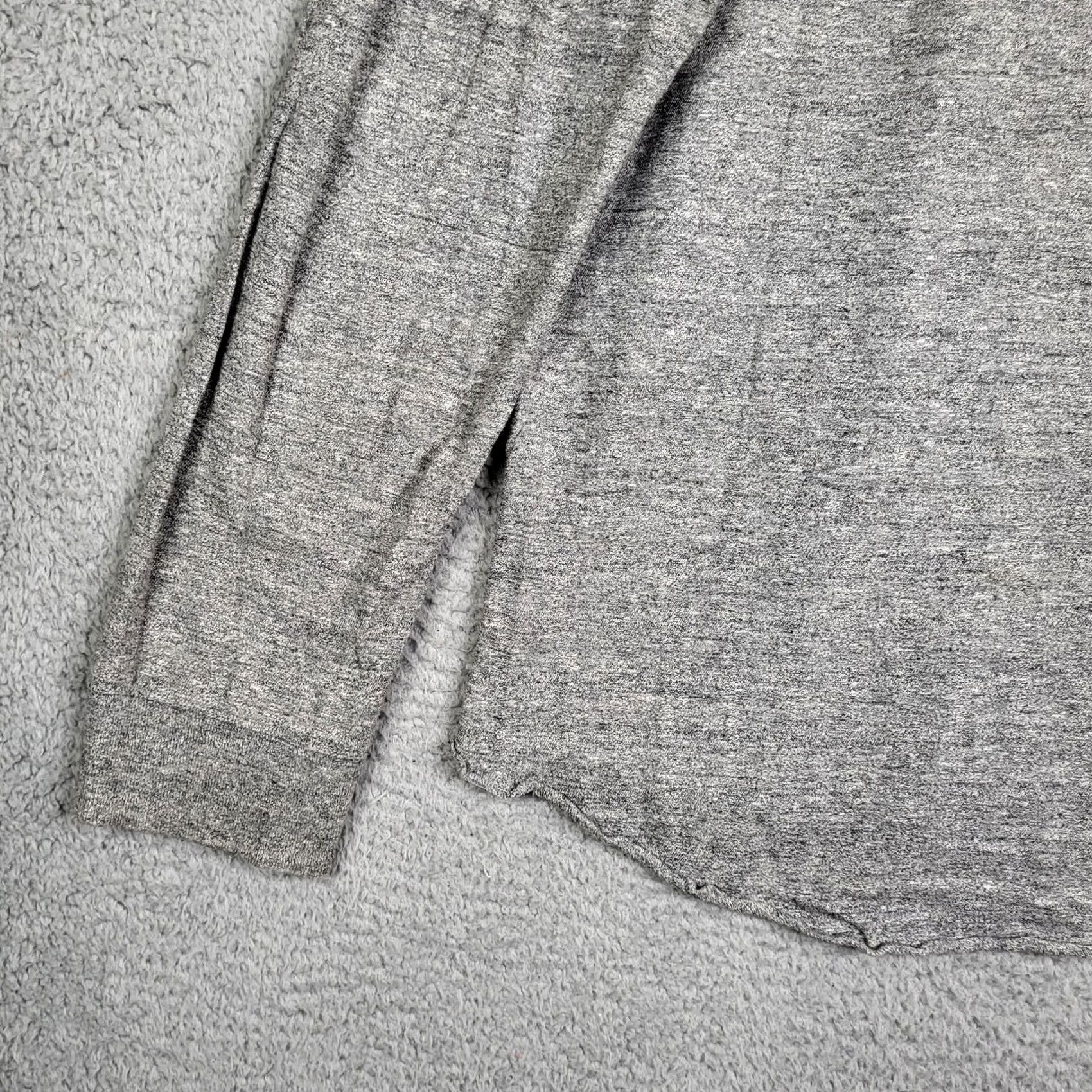 Grayers Grayers Men's Light grey cotton 1/4 button up Long sleeve Top Size L Shirt Men Gray Regular 1/4 Button Up Long Sleeve Cotton Grayers Shirt Mens L Gray Size US L / EU 52-54 / 3 - 6 Thumbnail