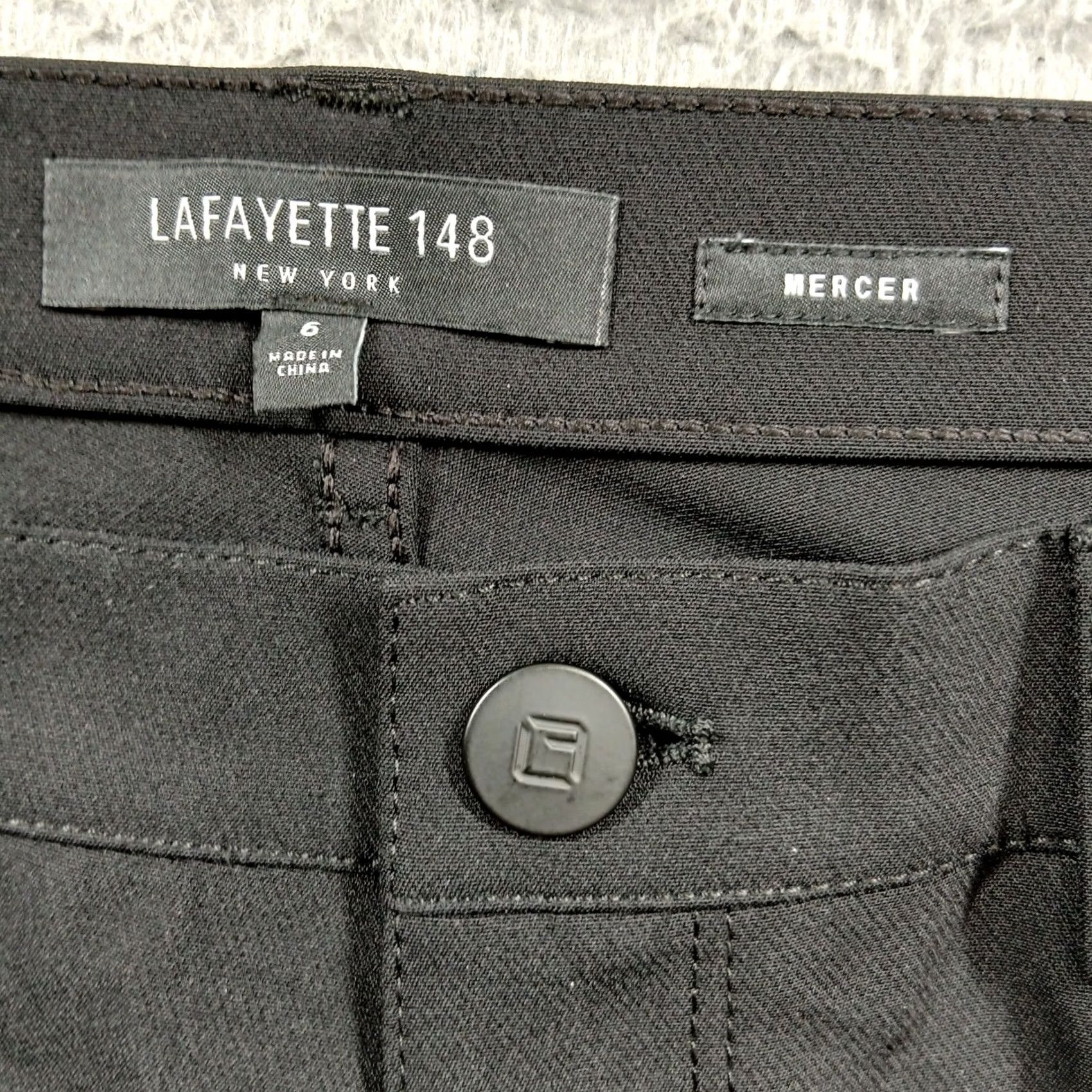 Vintage Lafayette 148 New York Mercer Slim Fit Pants Black Size 6 Woman Velvet? No, Black solid pants with pockets, stretchTwist? Size 28" / US 6 / IT 42 - 4 Thumbnail