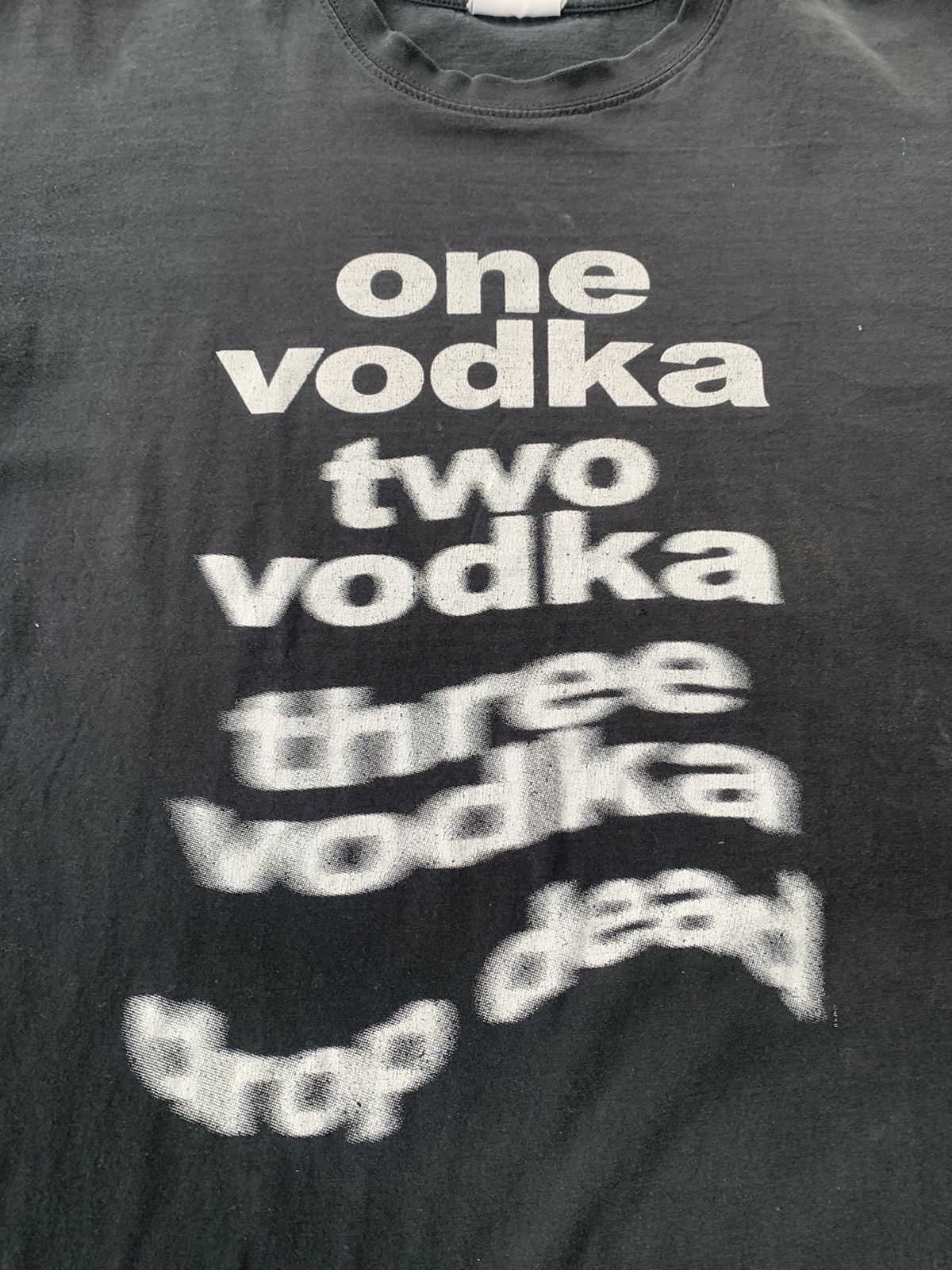 Vintage Vintage One Vodka Two Vodka Three Vodka Humor y2kt-shirt tee Size US L / EU 52-54 / 3 - 4 Thumbnail