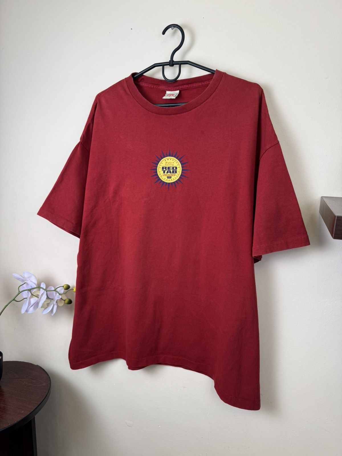 Levi's Vintage Levis T shirt Red Tab Red XL Streetwear Size US L / EU 52-54 / 3 - 11 Thumbnail