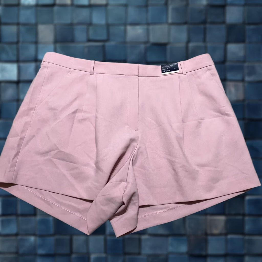 Abercrombie & Fitch Abercrombie & Fitch Womens Plus 22 Pink Chino Shorts High Rise NWT Vintage? Size 40" / US 18 - 1 Thumbnail