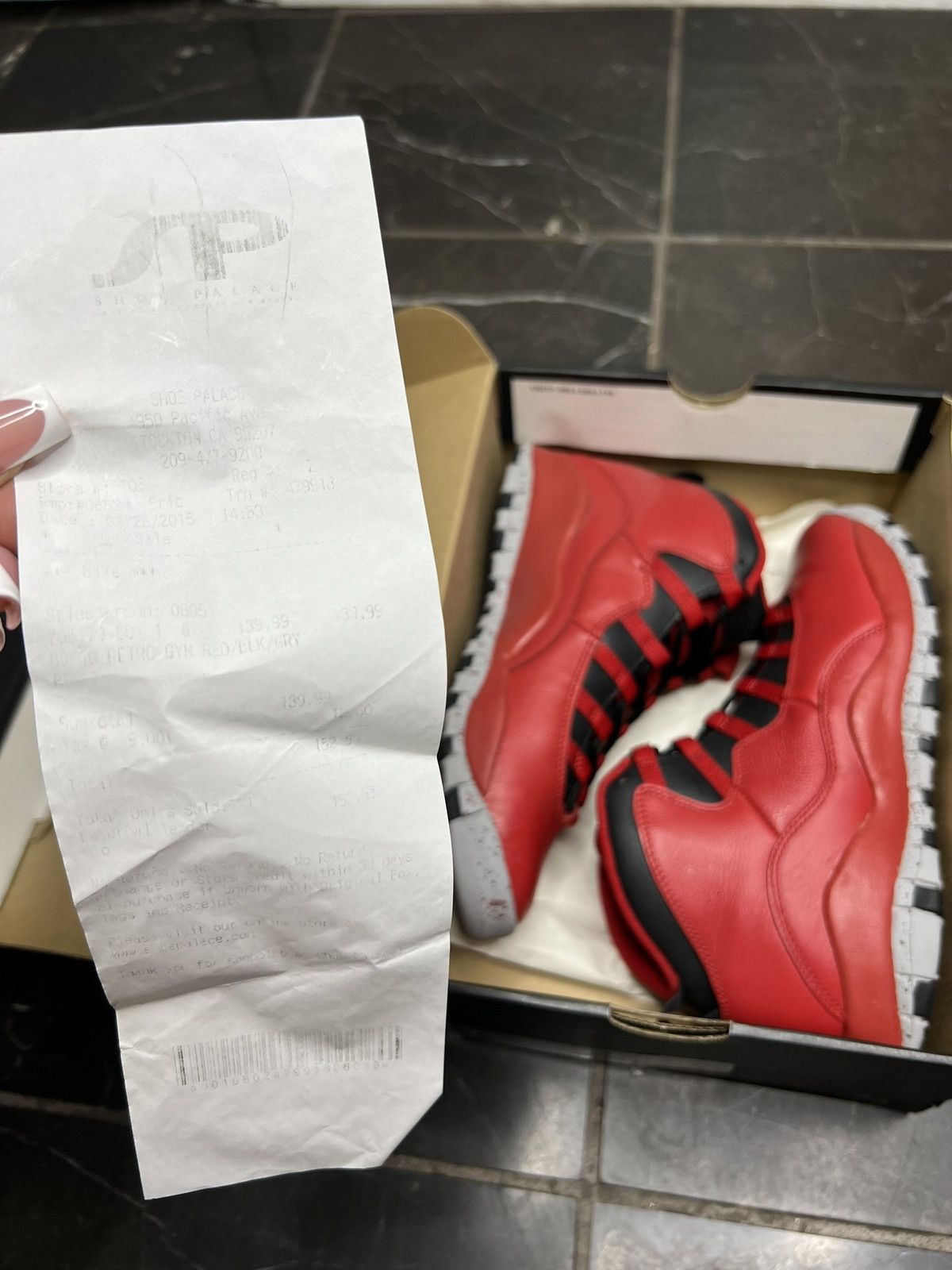 Jordan Brand Jordan Bulls Over Broadway 10s GS 7Y Worn Twice! Size US 7 / EU 40 - 8 Thumbnail