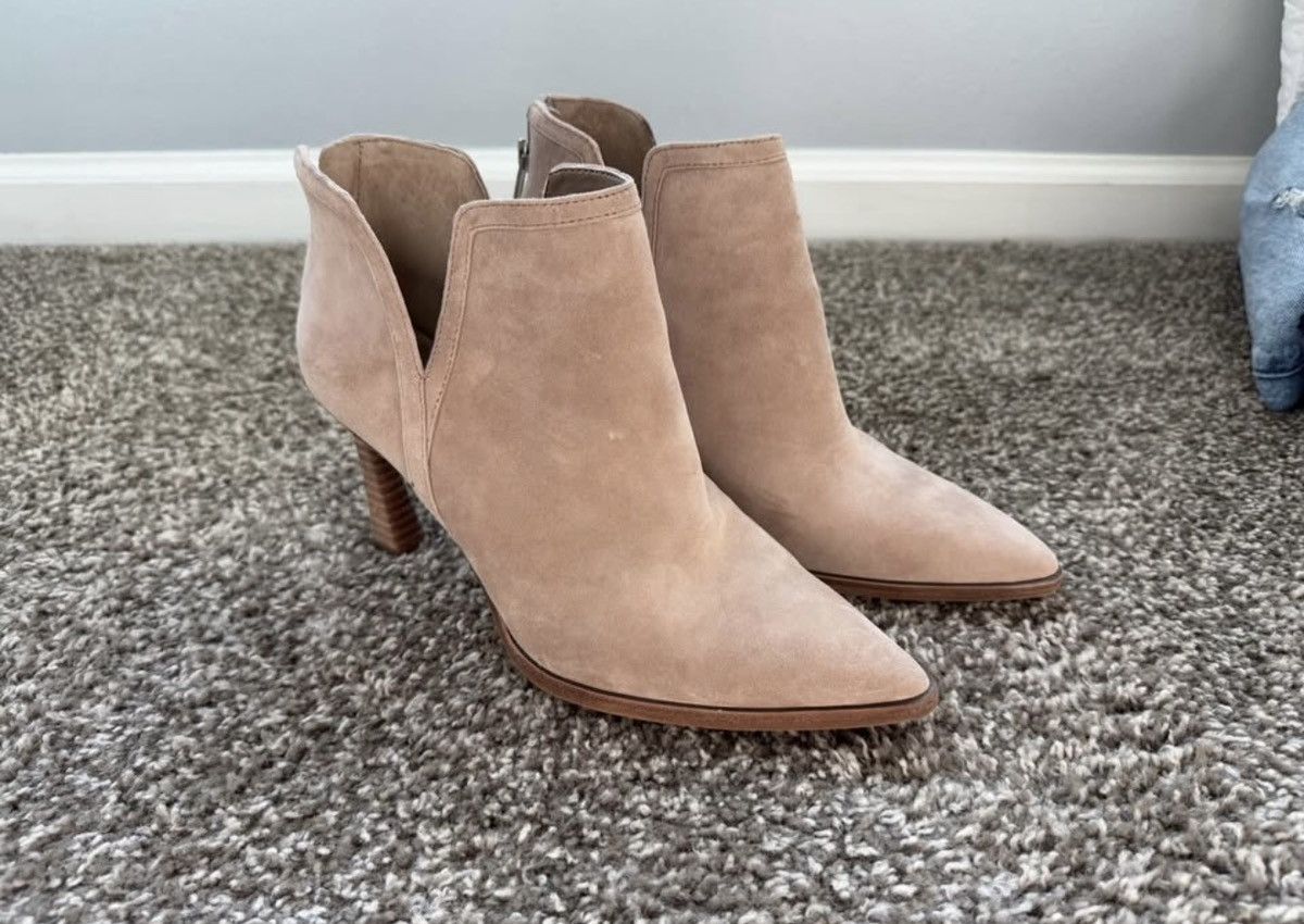 Vince Camuto New Vince Camuto Booties Women’s 7.5 Size US 7.5 / IT 37.5 - 1 Thumbnail