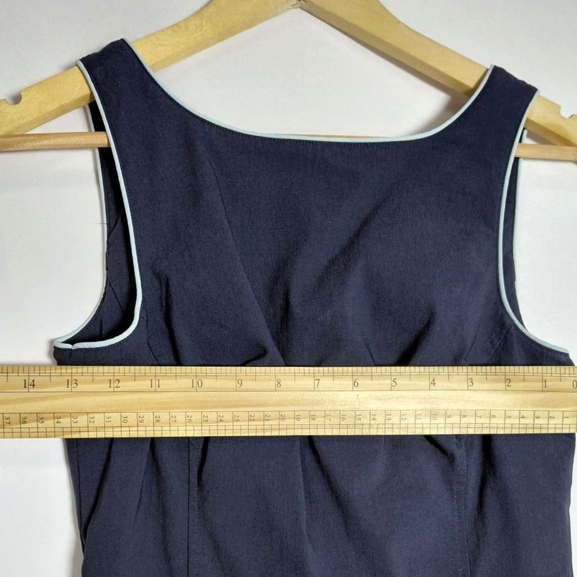 Express EXPRESS STRETCH Navy Dress Solid Sleeveless Knee Length Women Size 4 Size S / US 4 / IT 40 - 6 Thumbnail