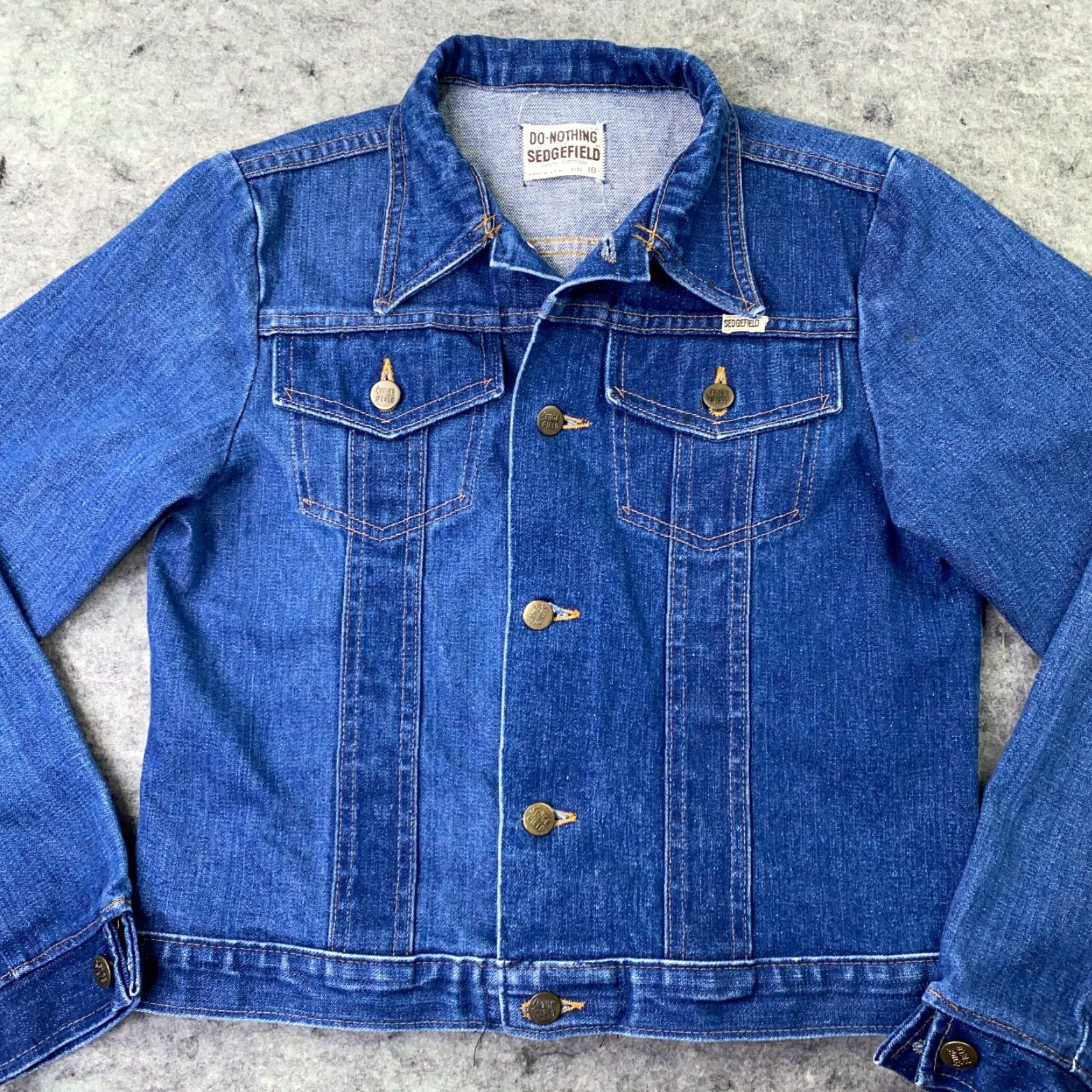 Denime VINTAGE Sedgefield Jacket Denim Trucker Womens Medium Blue 70s 80s USA Made Jacket Womens M Blue 70s 80s Jeans Style USA Fit Regular) Size M / US 6-8 / IT 42-44 - 2 Thumbnail