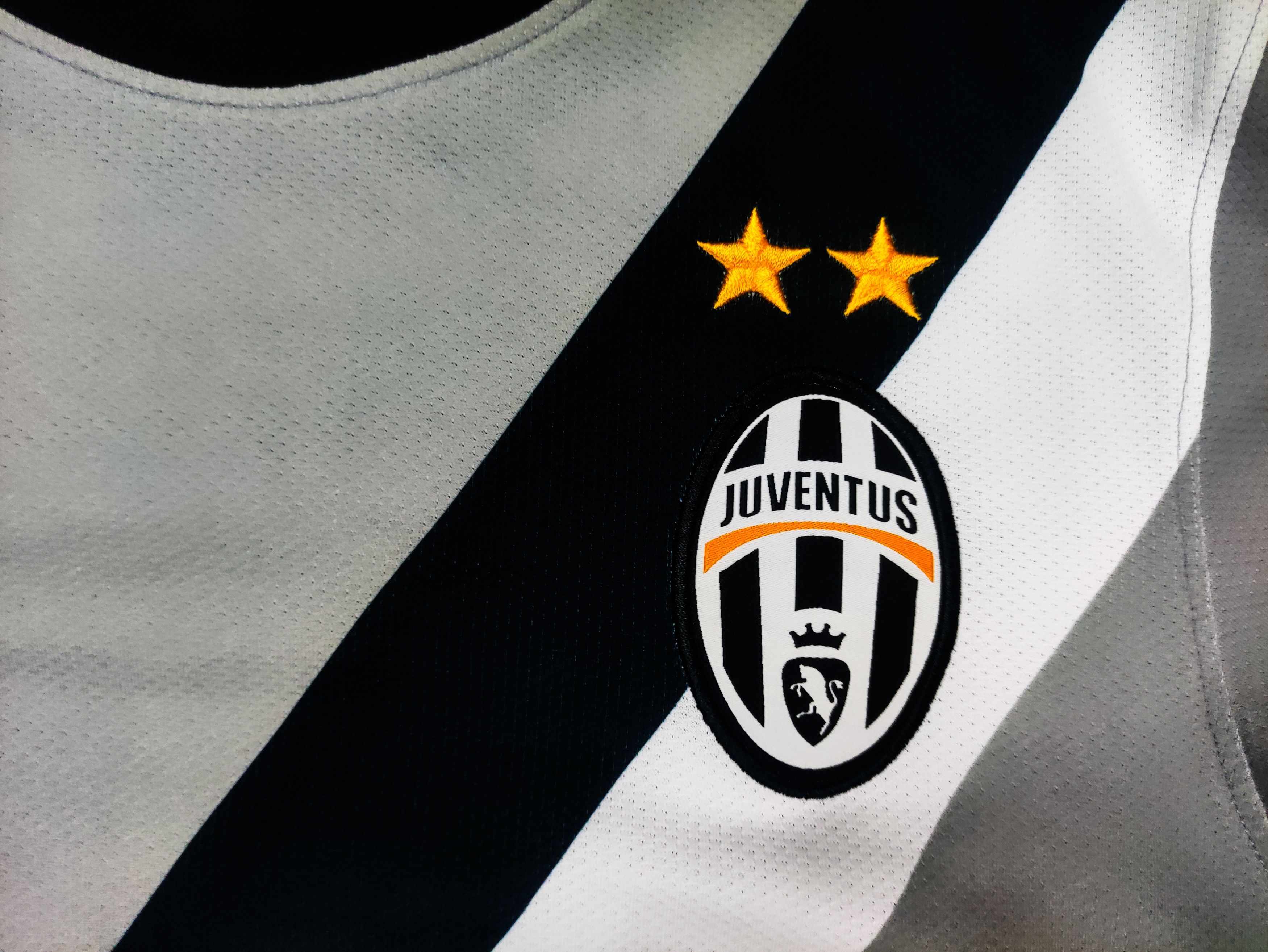 Nike Amauri #11 Juventus FC 2009 2010 Nike Away Shirt Kit Jersey Size US S / EU 44-46 / 1 - 16 Thumbnail