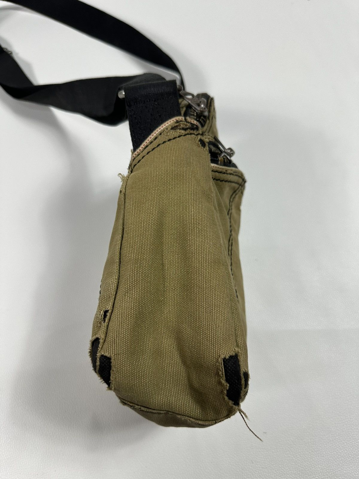 Diesel Vintage Diesel red Line Slevedge Distressed Crossbody Bag Size ONE SIZE - 9 Thumbnail