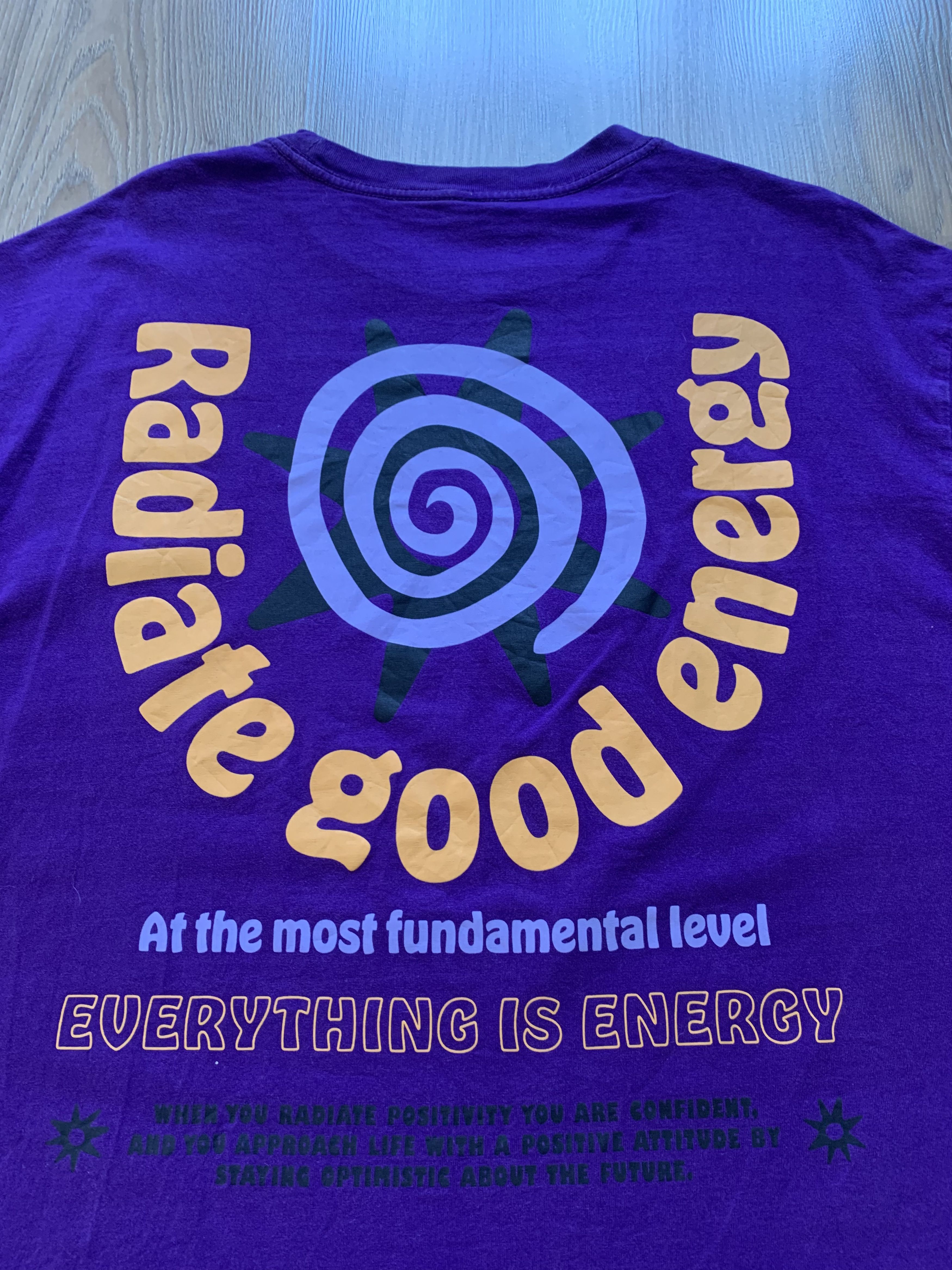 H&M H&M Apparel Radiate Good Energy Printed T Shirt Size US L / EU 52-54 / 3 - 5 Thumbnail
