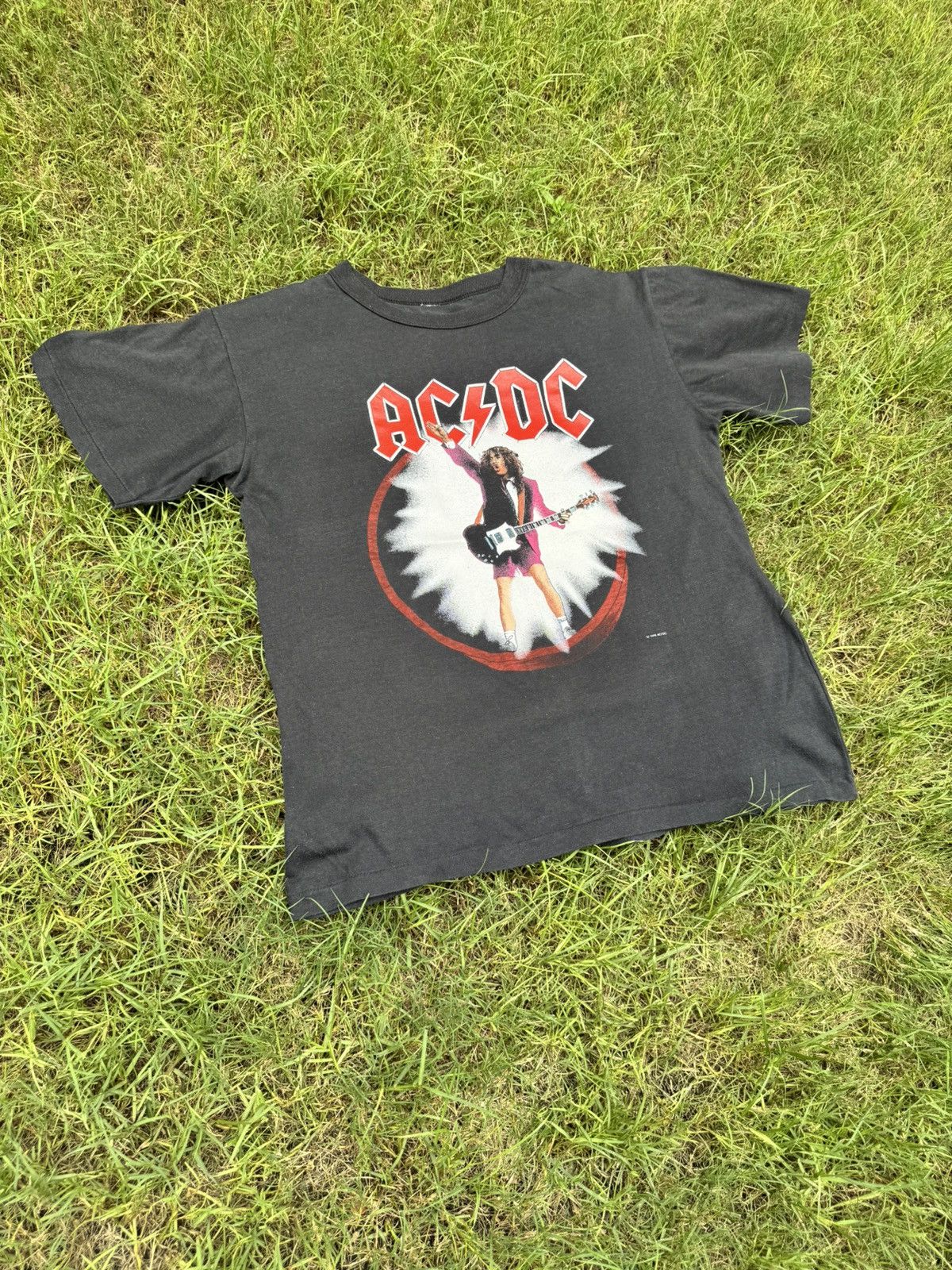 AC/DC Vintage 1988 ACDC World Tour T Shirt Size US M / EU 48-50 / 2 - 3 Thumbnail