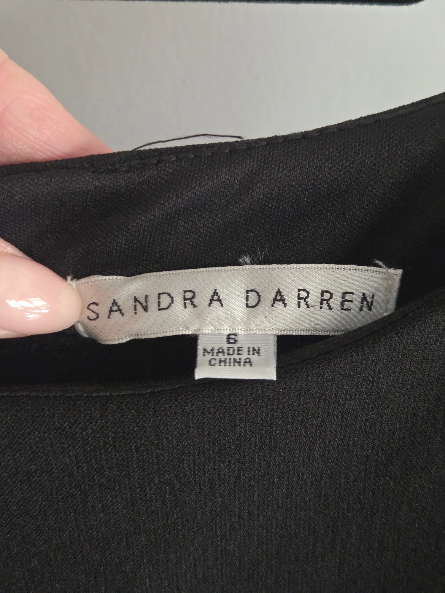 Other Sandra Darren Black Sleeveless Sheath Dress Size 6 Knee Length Size S / US 4 / IT 40 - 2 Thumbnail