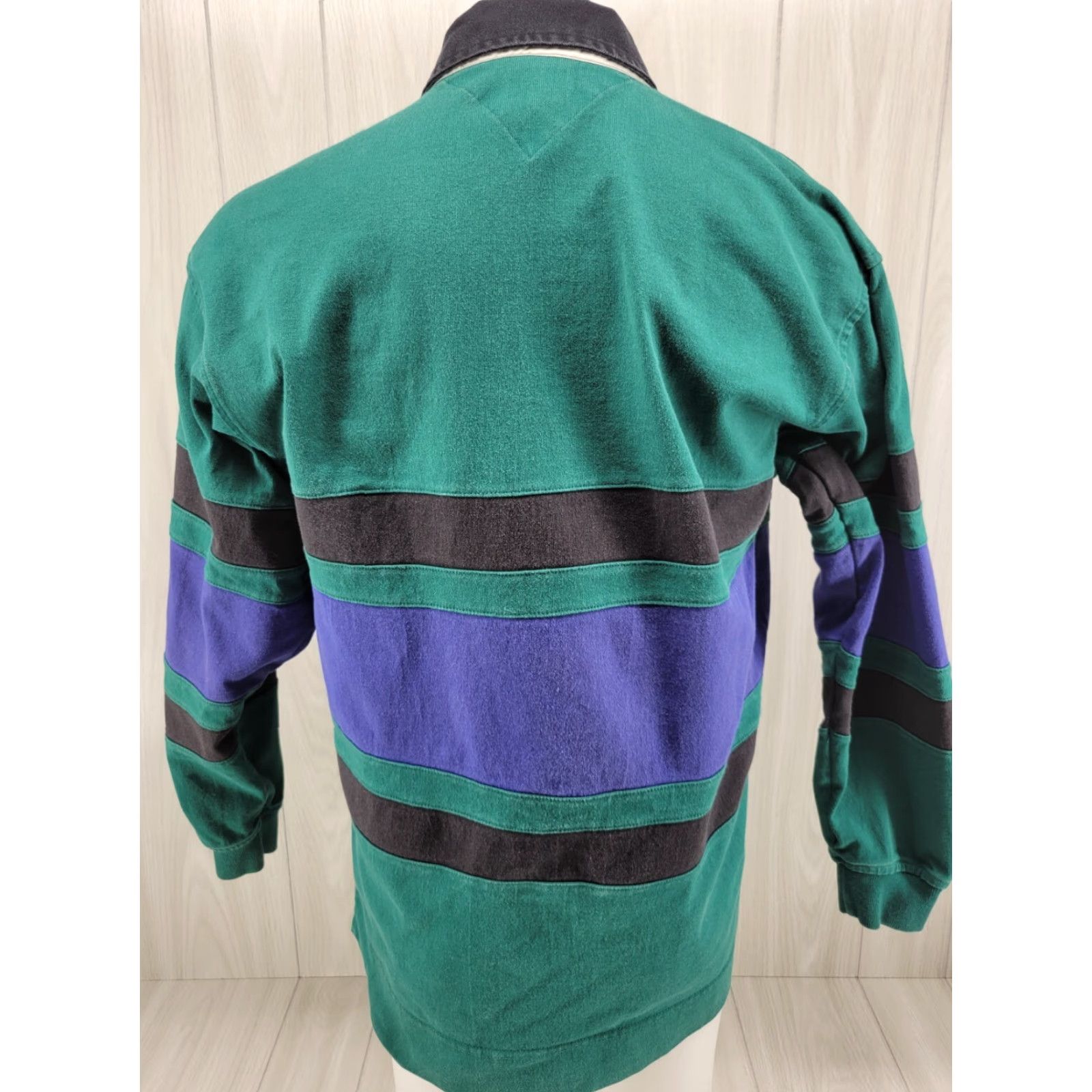 Tommy Hilfiger VTG Tommy Hilfiger Athletic Gear Polo Long Sleeve Color Block Size Med Shirt Mens Color Green 1990s Rugby Athletic Shirt Size US M / EU 48-50 / 2 - 6 Thumbnail