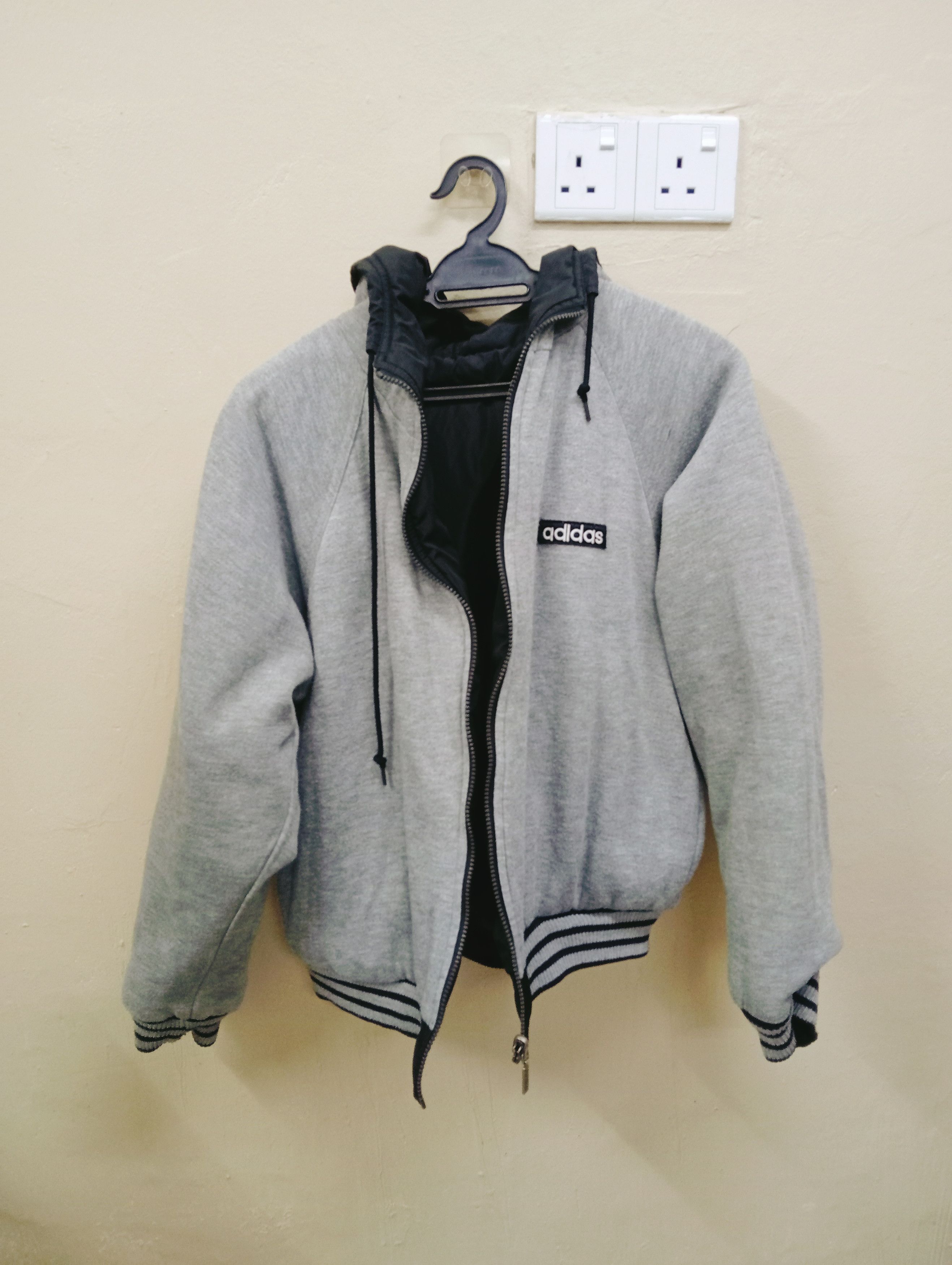 Adidas Vintage Adidas Reversible Hooded Jacket Size US S / EU 44-46 / 1 - 5 Thumbnail