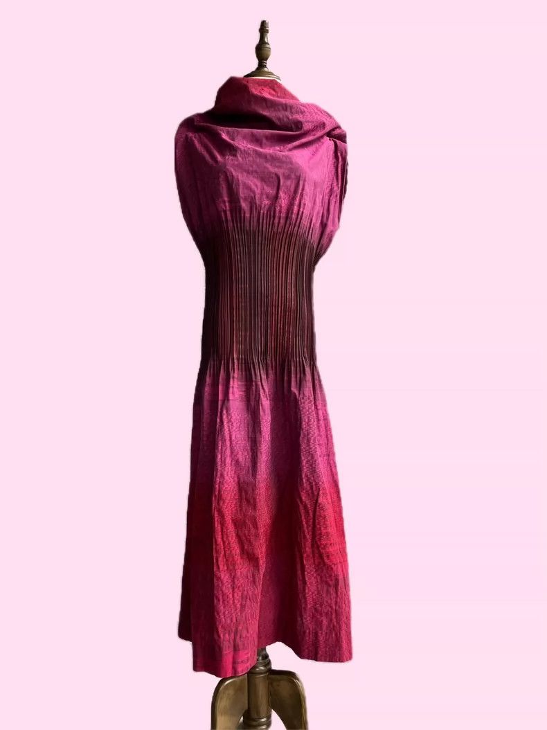 Issey Miyake Issey Miyake size:2 Red mainline dress Size M / US 6-8 / IT 42-44 - 1 Thumbnail