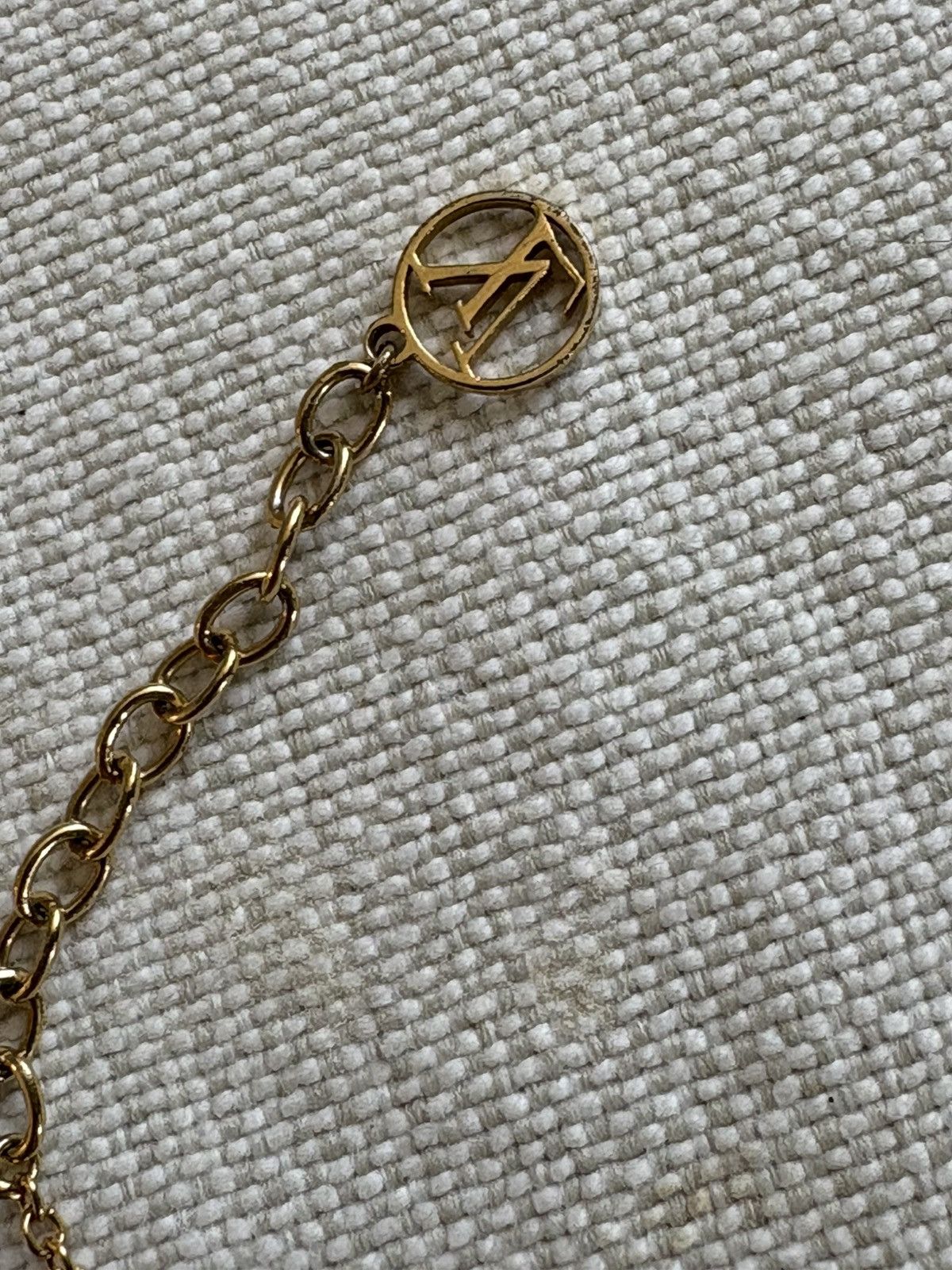 Louis Vuitton Louis Vuitton Essential V multicolour Bracelet Size ONE SIZE - 11 Thumbnail
