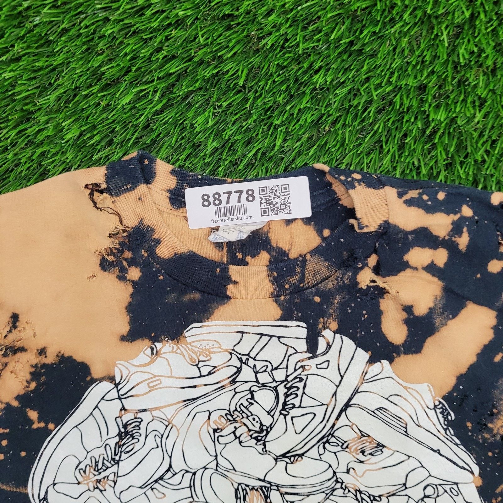 Other Distressed Skull Shirt Medium 20x24 Bleached Edgy Grunge Size US M / EU 48-50 / 2 - 11 Thumbnail