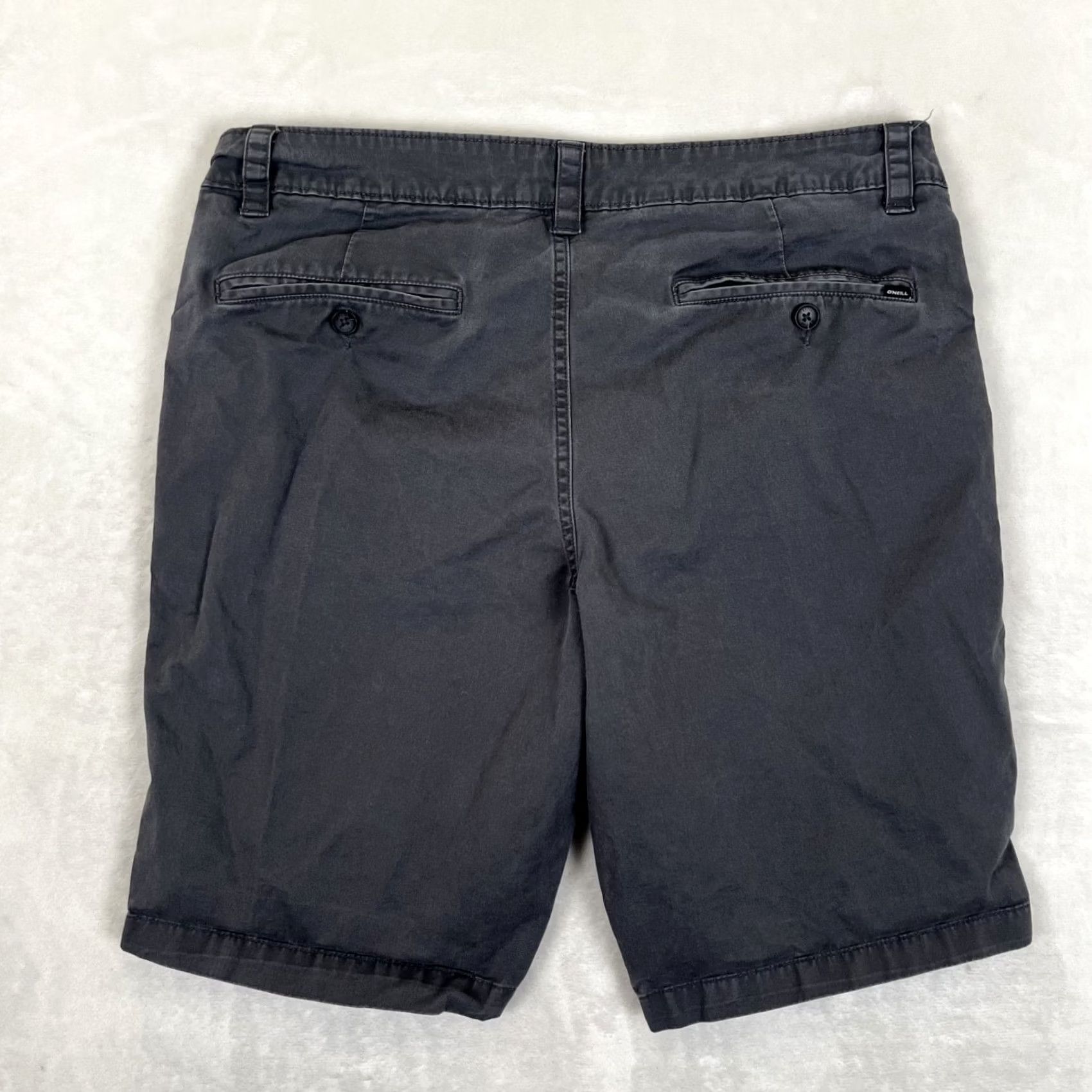O'Neill O'Neill Gray Chino Shorts Size 34 Regular Inseam 10 in Men Casual 90s Beach Outdoor Polyester Front Pockets Slim/Flat Front Gray Chino Short Size US 34 / EU 50 - 7 Thumbnail