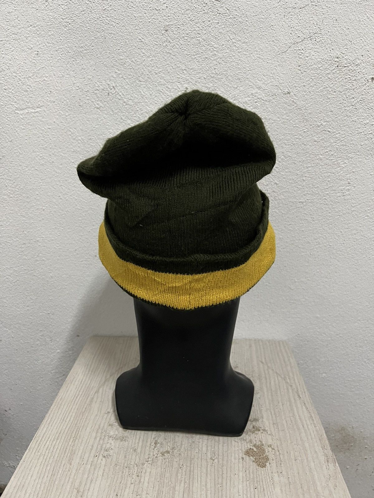 Nike Vintage Nike Big logo Beanie Hat Size ONE SIZE - 5 Thumbnail