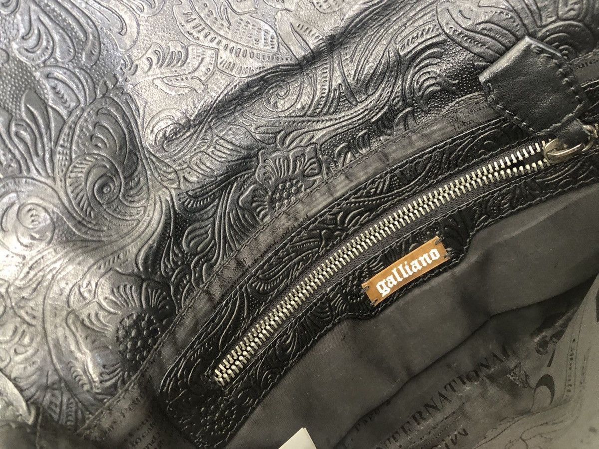 John Galliano John Galliano Vintage “Gazette” Print Leather Clutch Size ONE SIZE - 6 Thumbnail