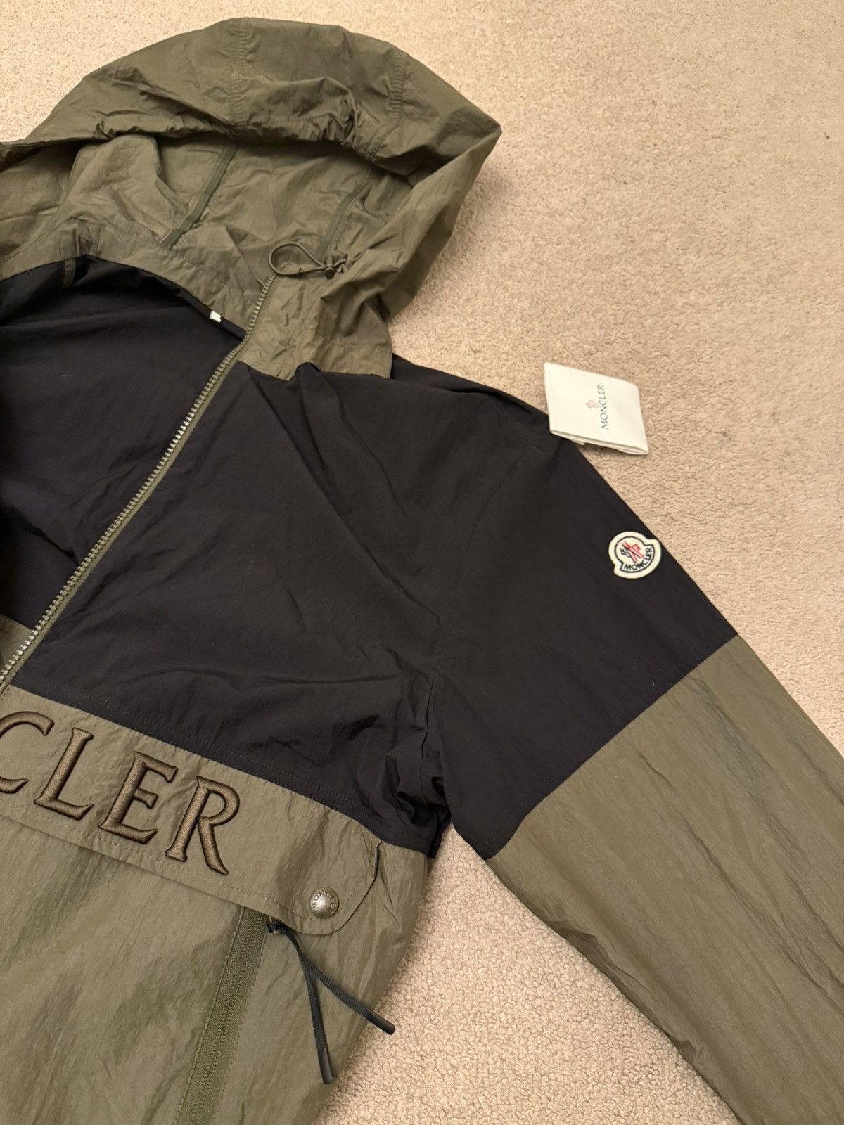 Moncler MONCLER Archivio Olive Nylon Body Size US M / EU 48-50 / 2 - 7 Thumbnail