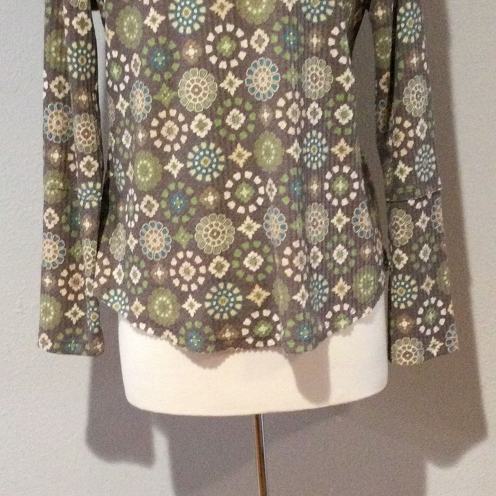 Other Cato Est 1946 Floral L/S Grommet Trim V-neck Knit Top Size M Size M / US 6-8 / IT 42-44 - 11 Thumbnail