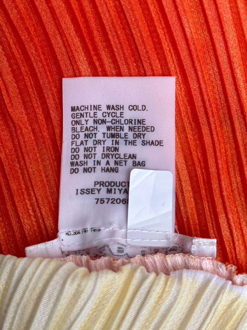 Issey Miyake Issey Miyake Orange pod pleated top Size L / US 10 / IT 46 - 4 Thumbnail