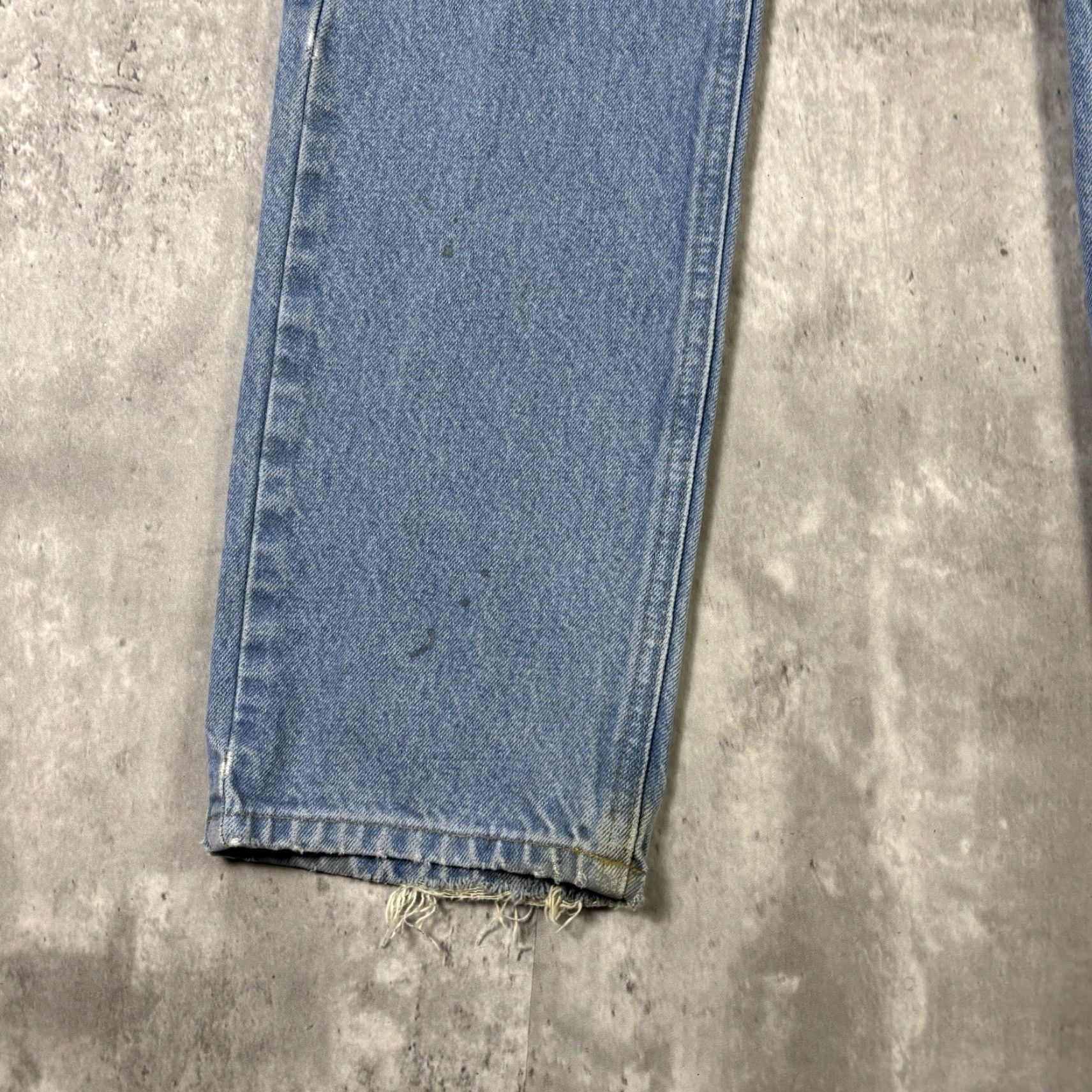 Carhartt VINTAGE Carhartt Jeans Light Blue Wash Straight Leg 34x36 Men Denim USA 90s Cotton Relaxed Regular Inseam 36" B18 STW Size US 34 / EU 50 - 7 Thumbnail