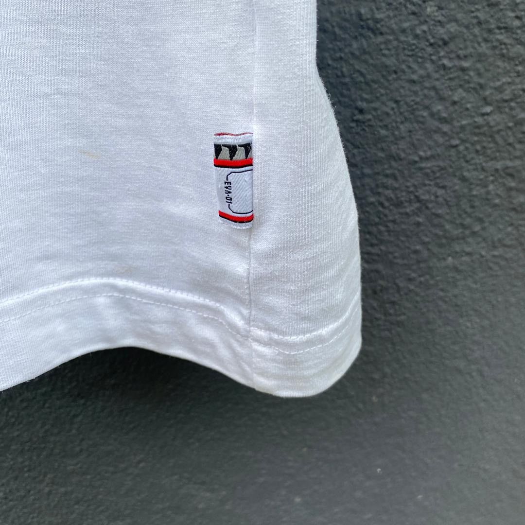 Anime Evangelion X Uniqlo Japanese Brand Tee Size US L / EU 52-54 / 3 - 6 Thumbnail