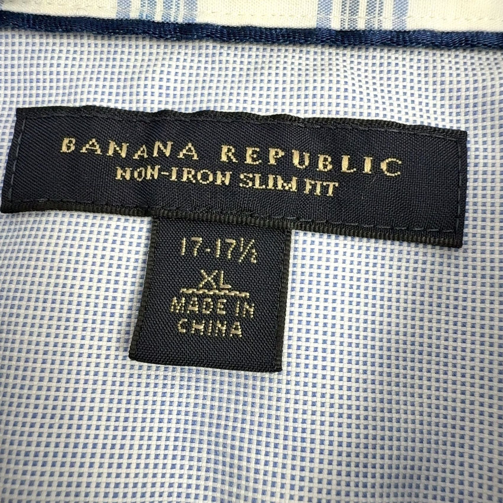 Banana Republic Banana Republic Button-Up Mens XL Blue Cotton Non-Iron Slim Fit Plaid Preppy Shortened? Size US XL / EU 56 / 4 - 4 Thumbnail