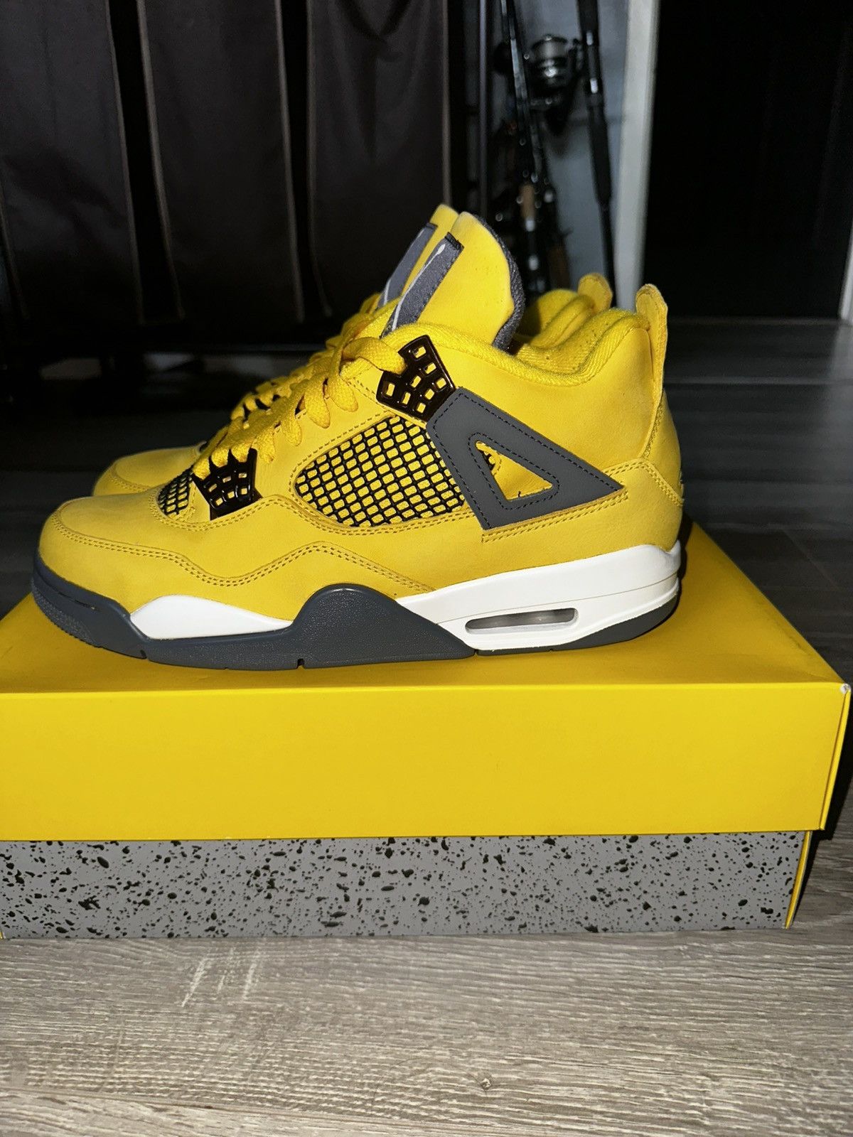 Jordan Brand Jordan 4 Retro “ Lightning “ Size US 8.5 / EU 41-42 - 3 Thumbnail