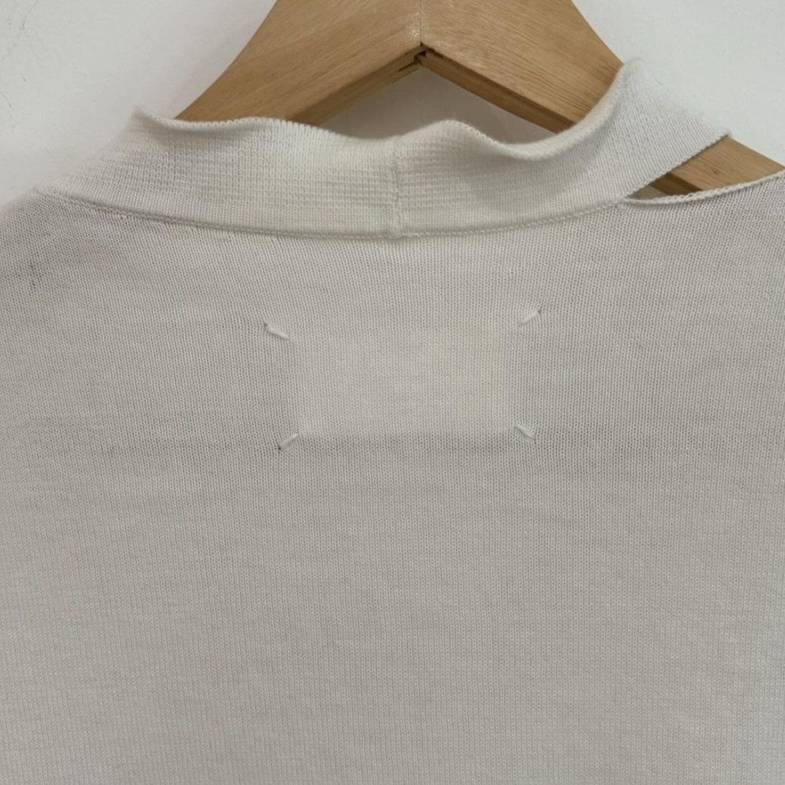 Maison Margiela Vintage Maison Margiela Blank Label Cut-out Cardigan Size S / US 4 / IT 40 - 4 Thumbnail