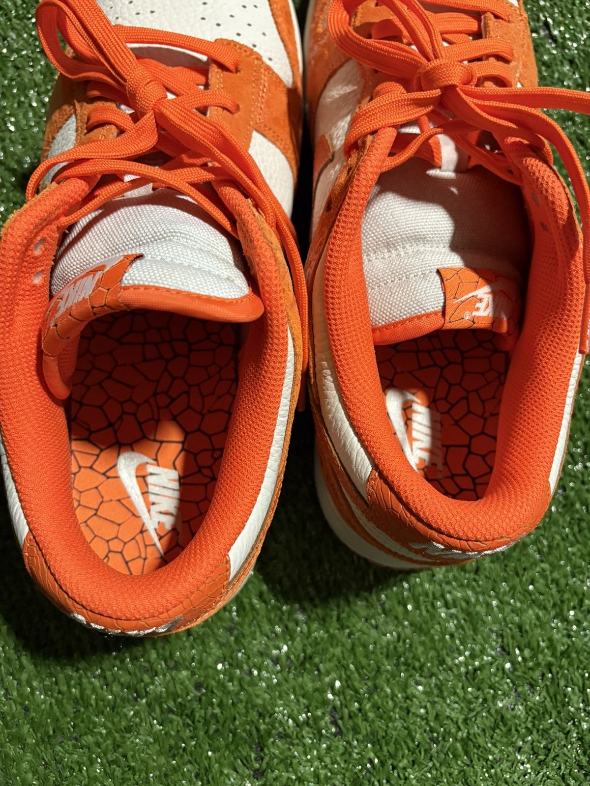 Nike WOMENS NIKE DUNK LOW CRACKED ORANGE Size US 10.5 / EU 43-44 - 6 Thumbnail