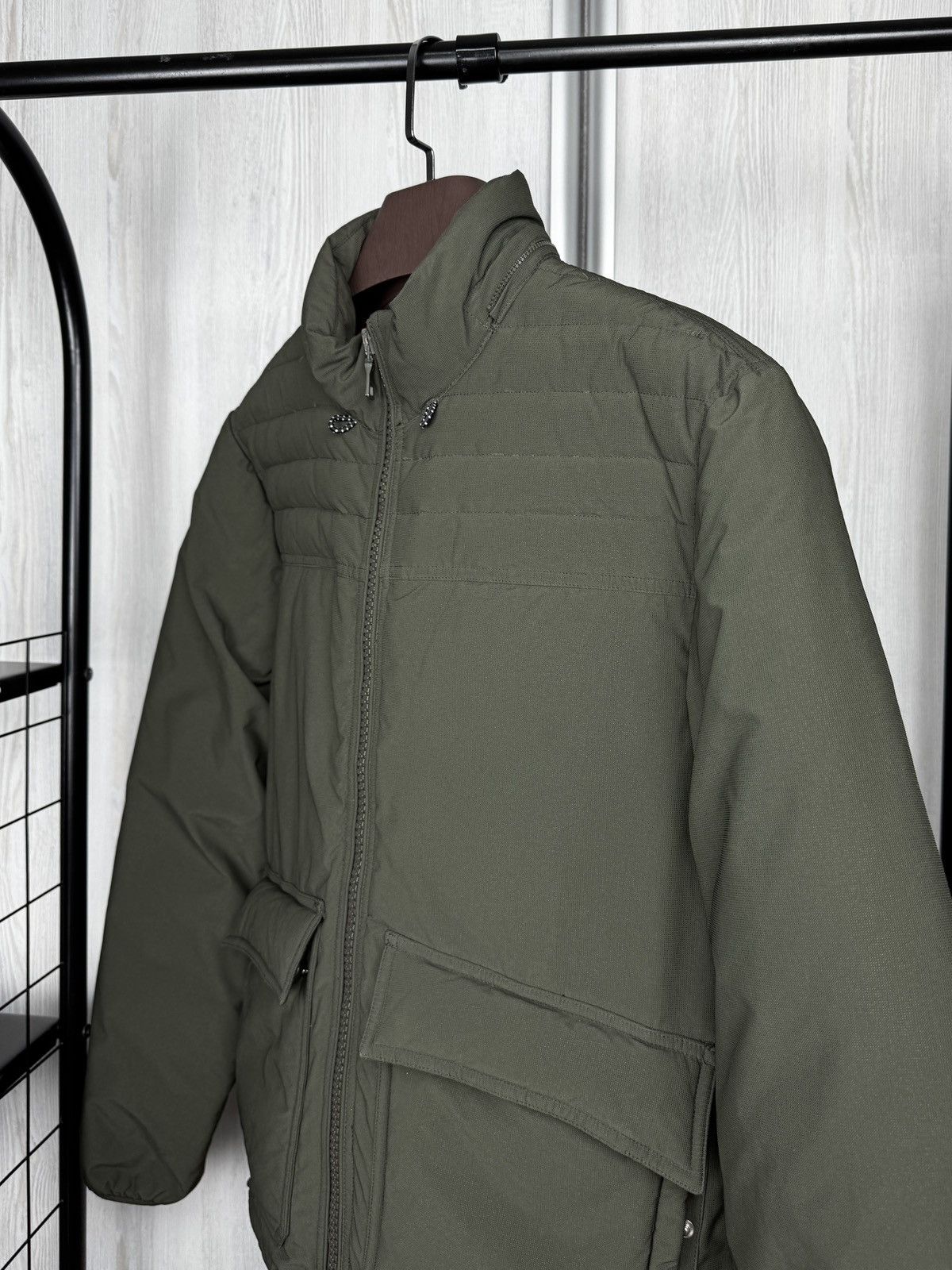 Orlebar Brown Orlebar Brown khaki quilted down jacket size L Size US L / EU 52-54 / 3 - 5 Thumbnail
