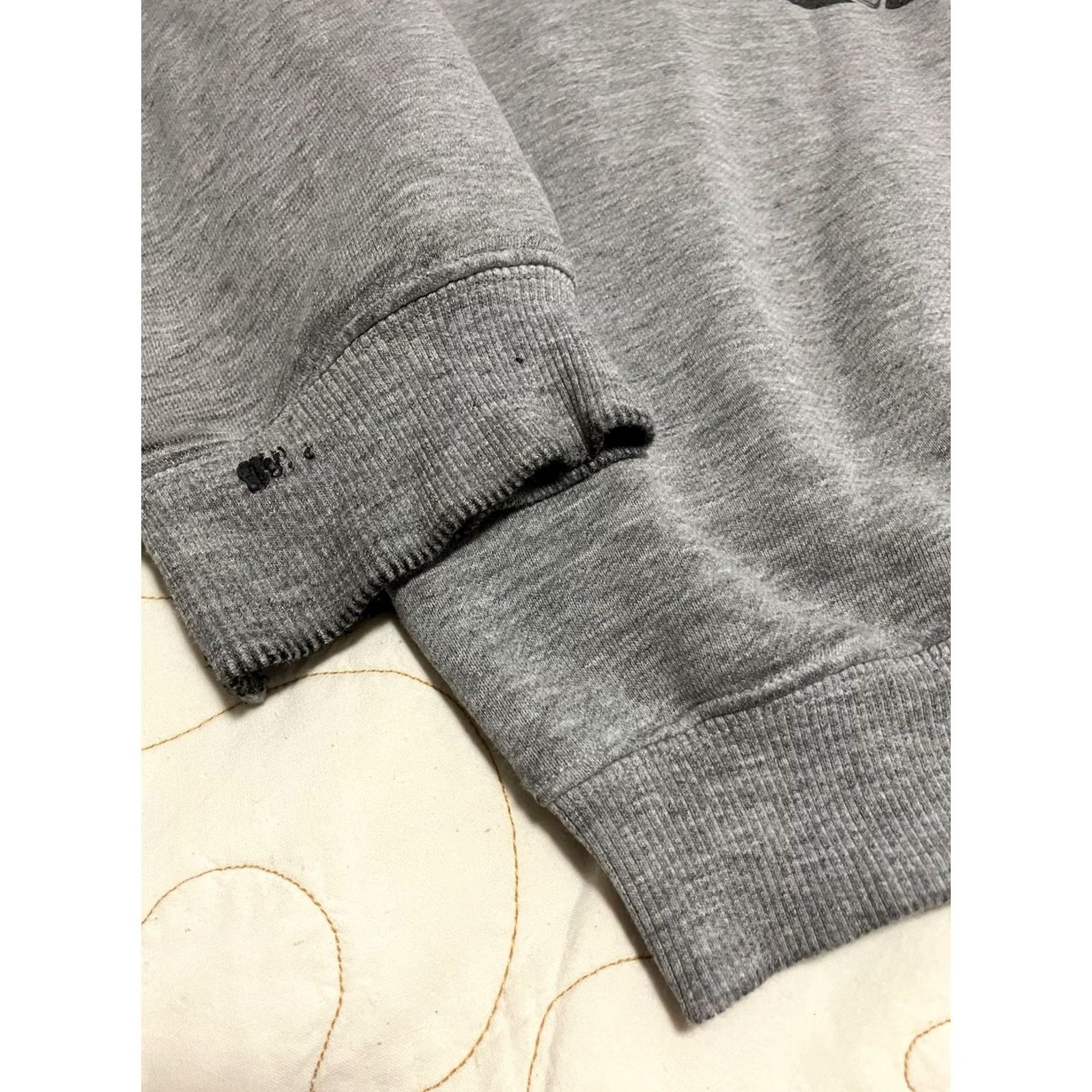 Vintage VINTAGE Marvin The Martian Invader From Mars Embroidered Sweatshirt Large Gray Mens L Sweatshirt Embroidered Pullover 1995 Size US L / EU 52-54 / 3 - 5 Thumbnail